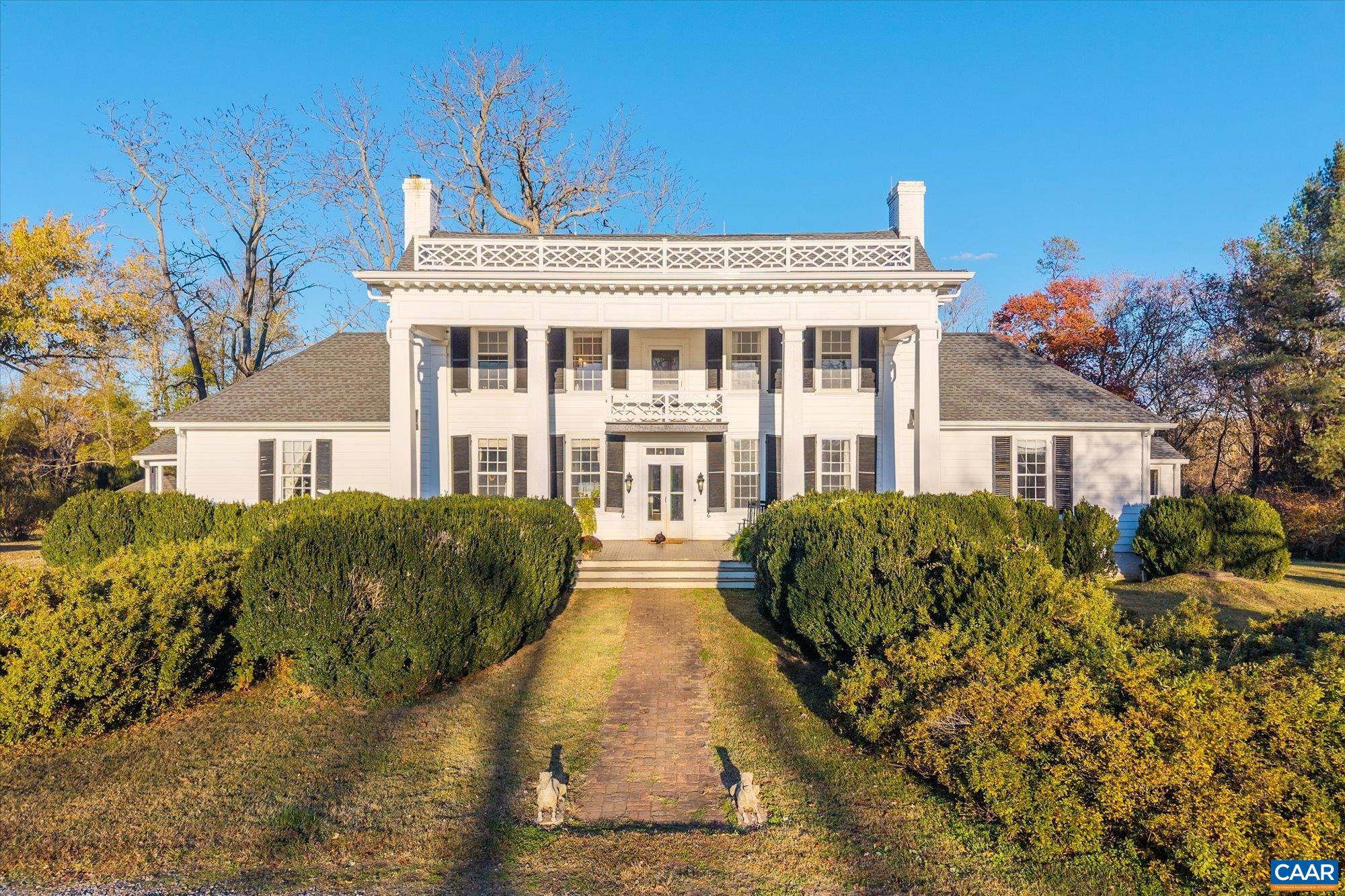 7877 MEADOWS FARM RD