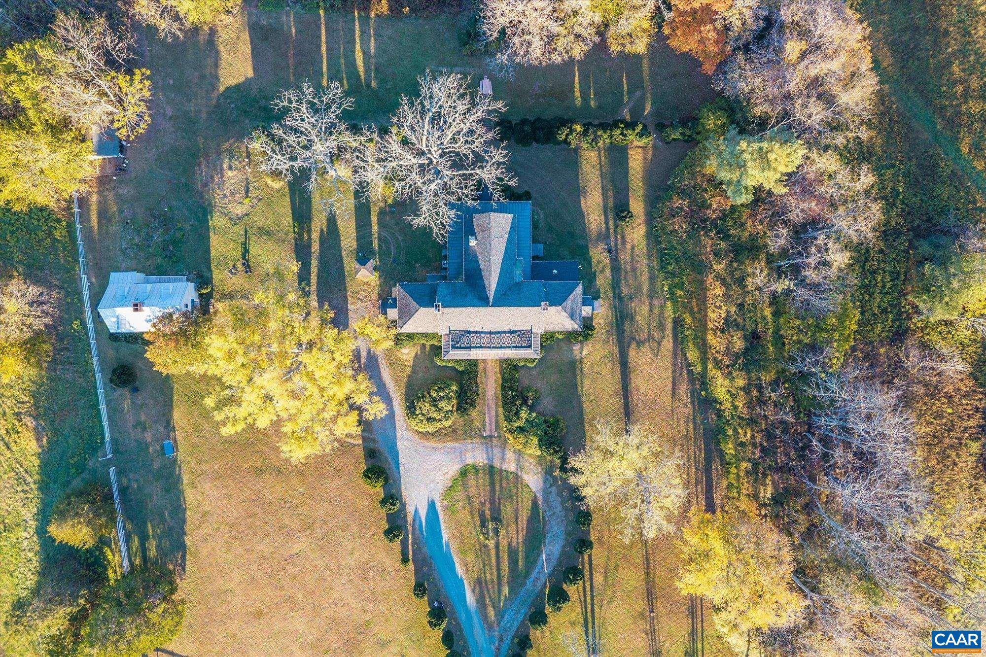 7877 MEADOWS FARM RD