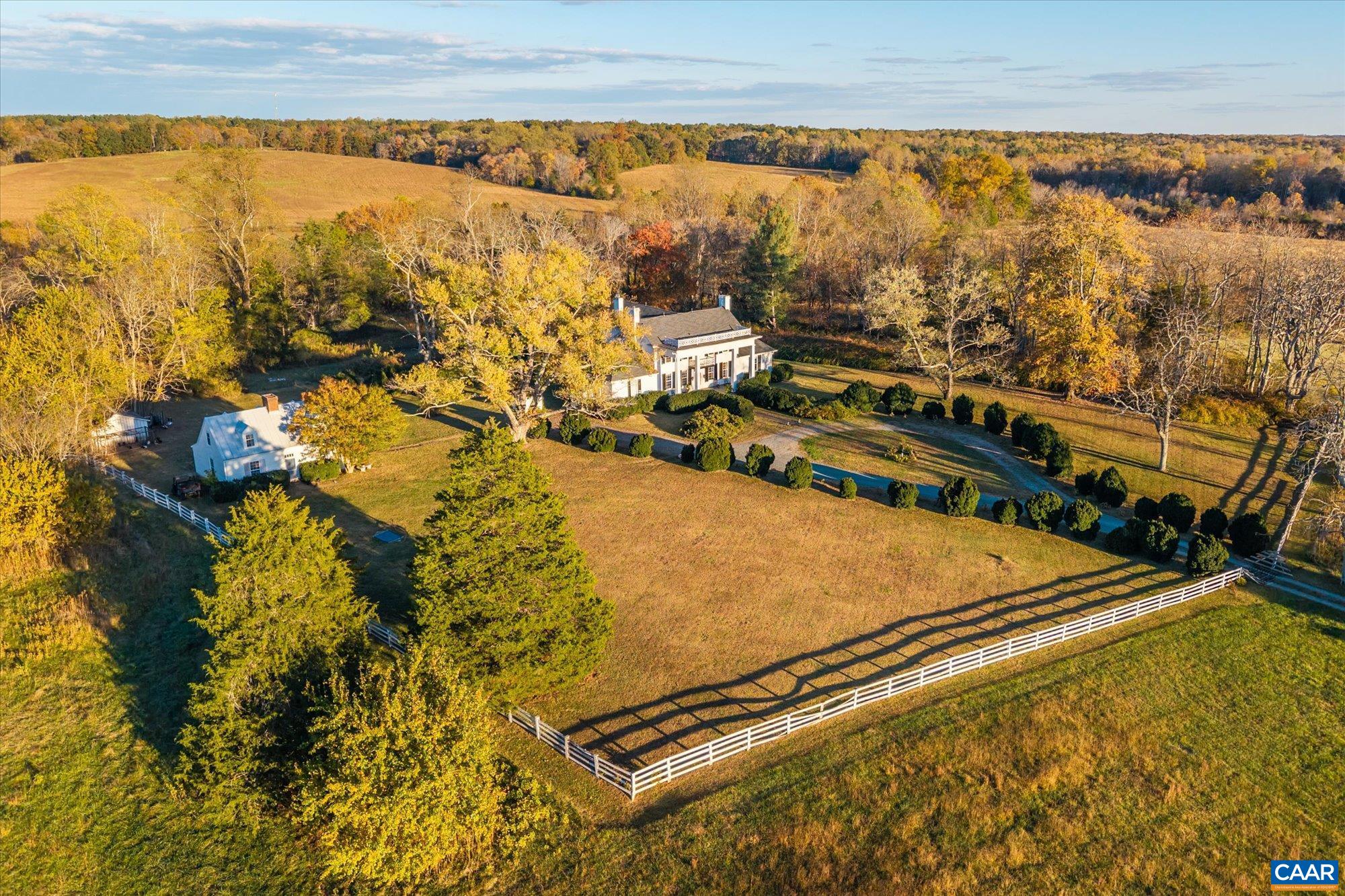 7877 MEADOWS FARM RD