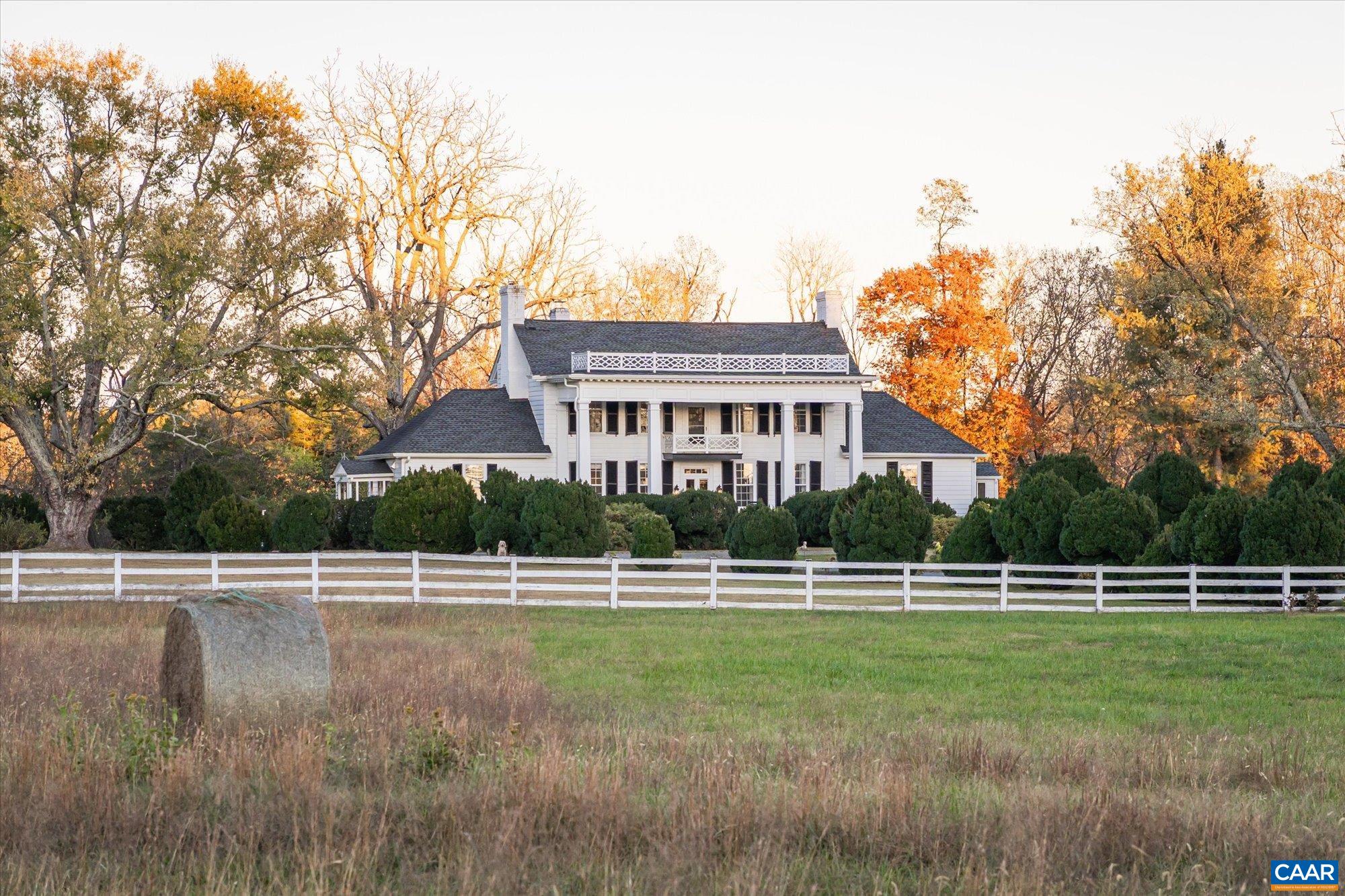 7877 MEADOWS FARM RD