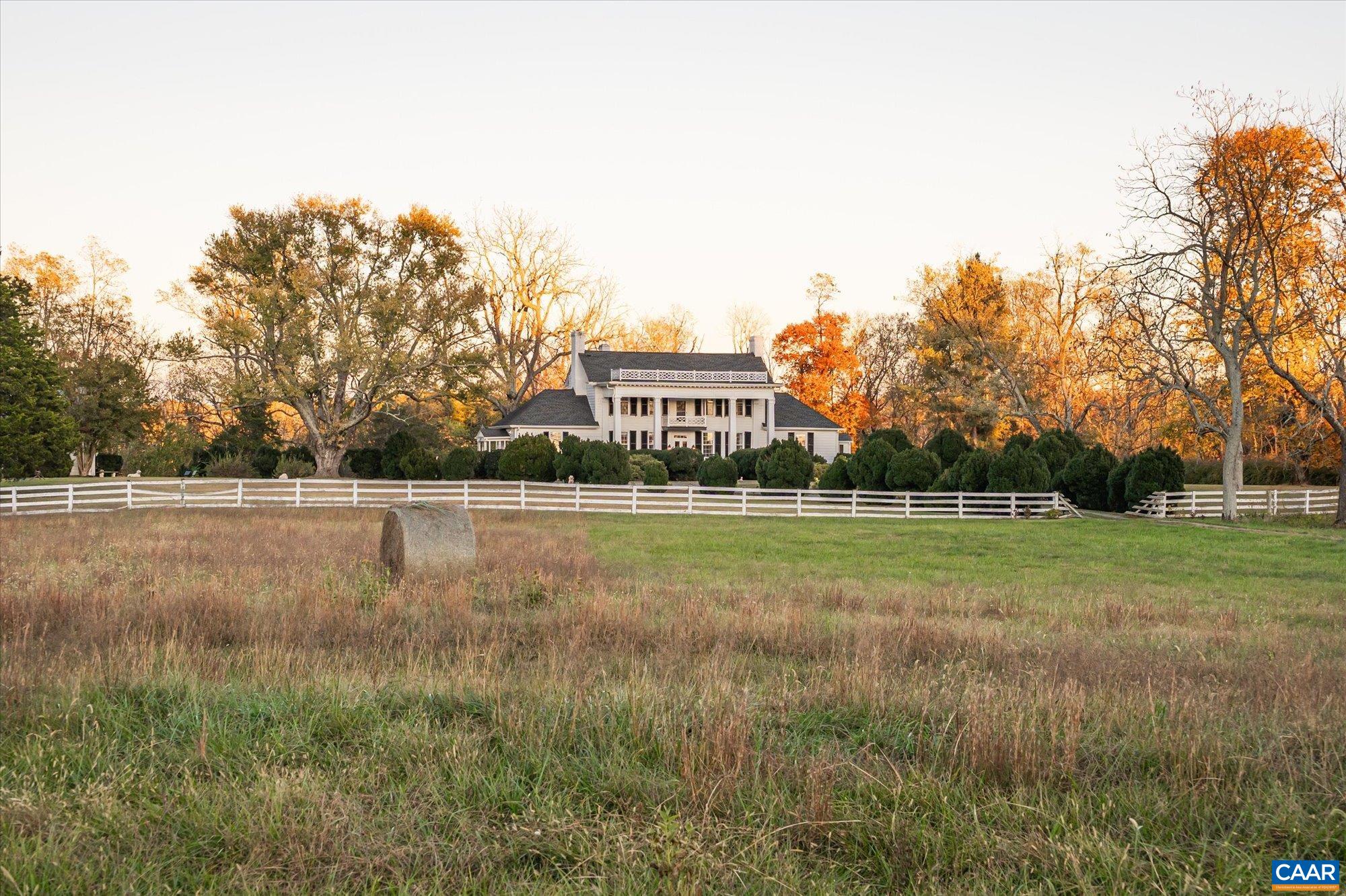 7877 MEADOWS FARM RD