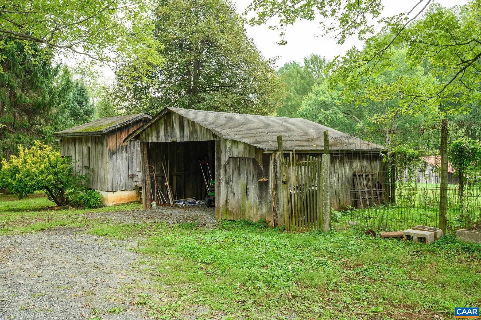 2120 DROVERS LN