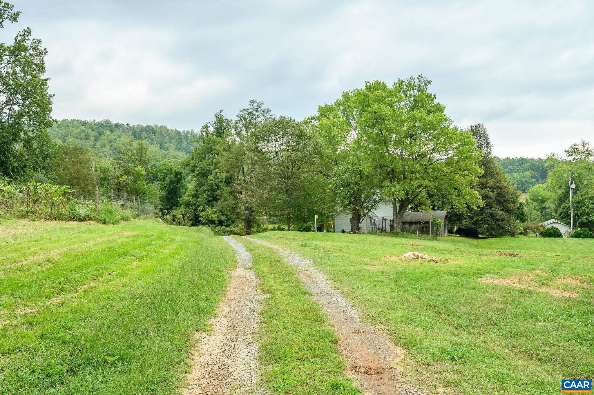 2120 DROVERS LN