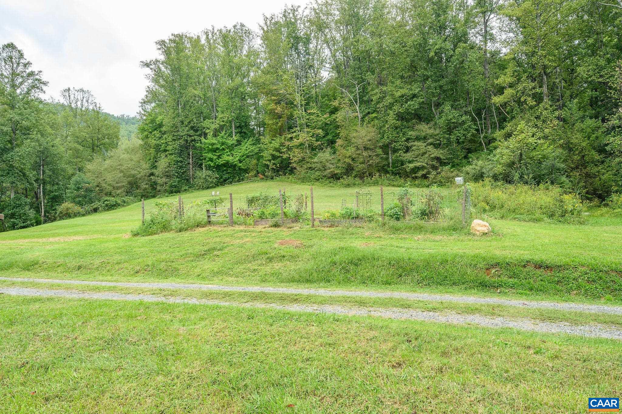 2120 DROVERS LN