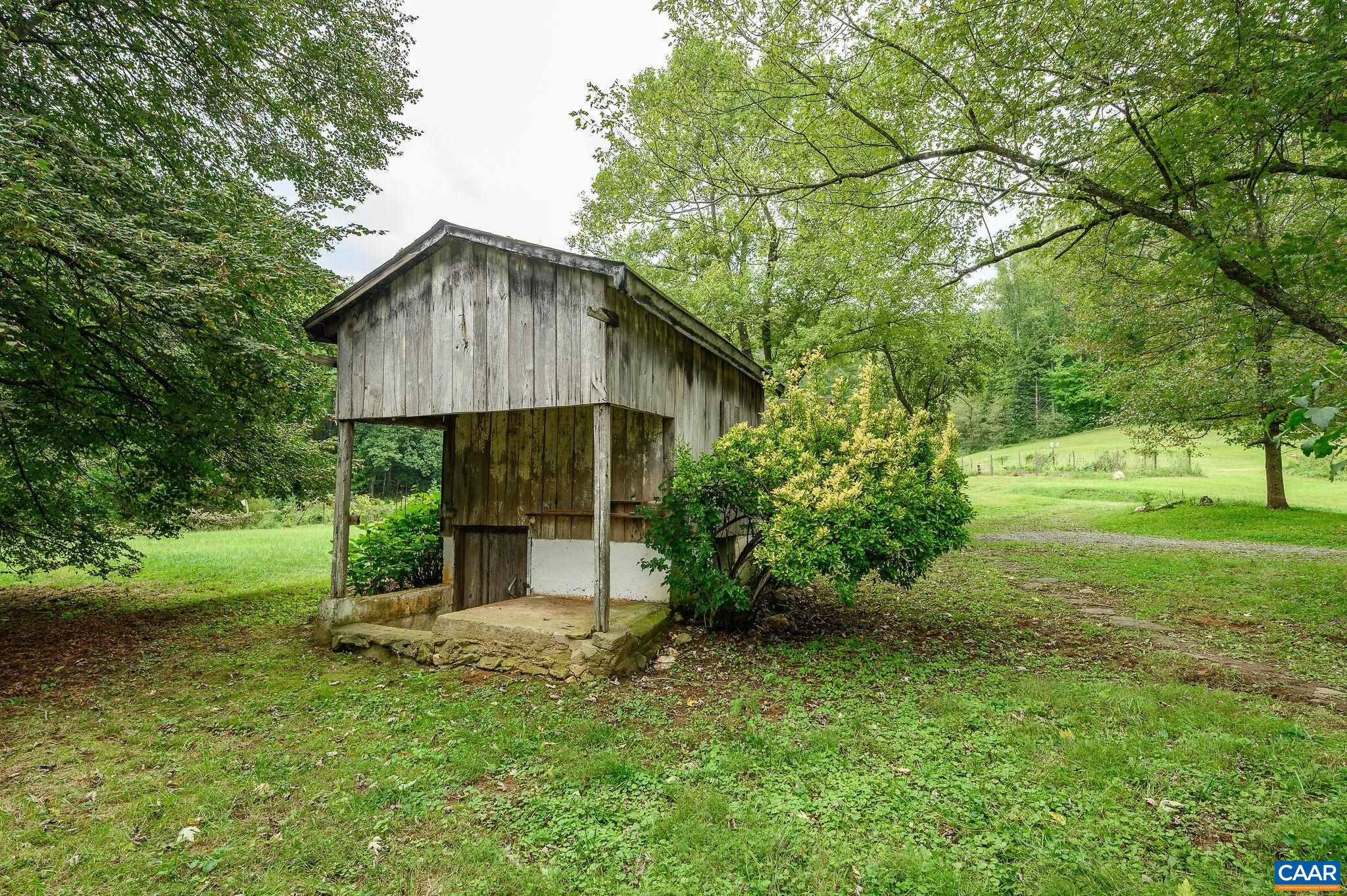 2120 DROVERS LN