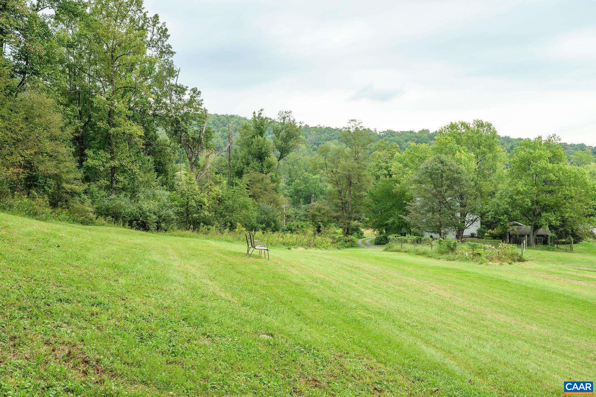 2120 DROVERS LN