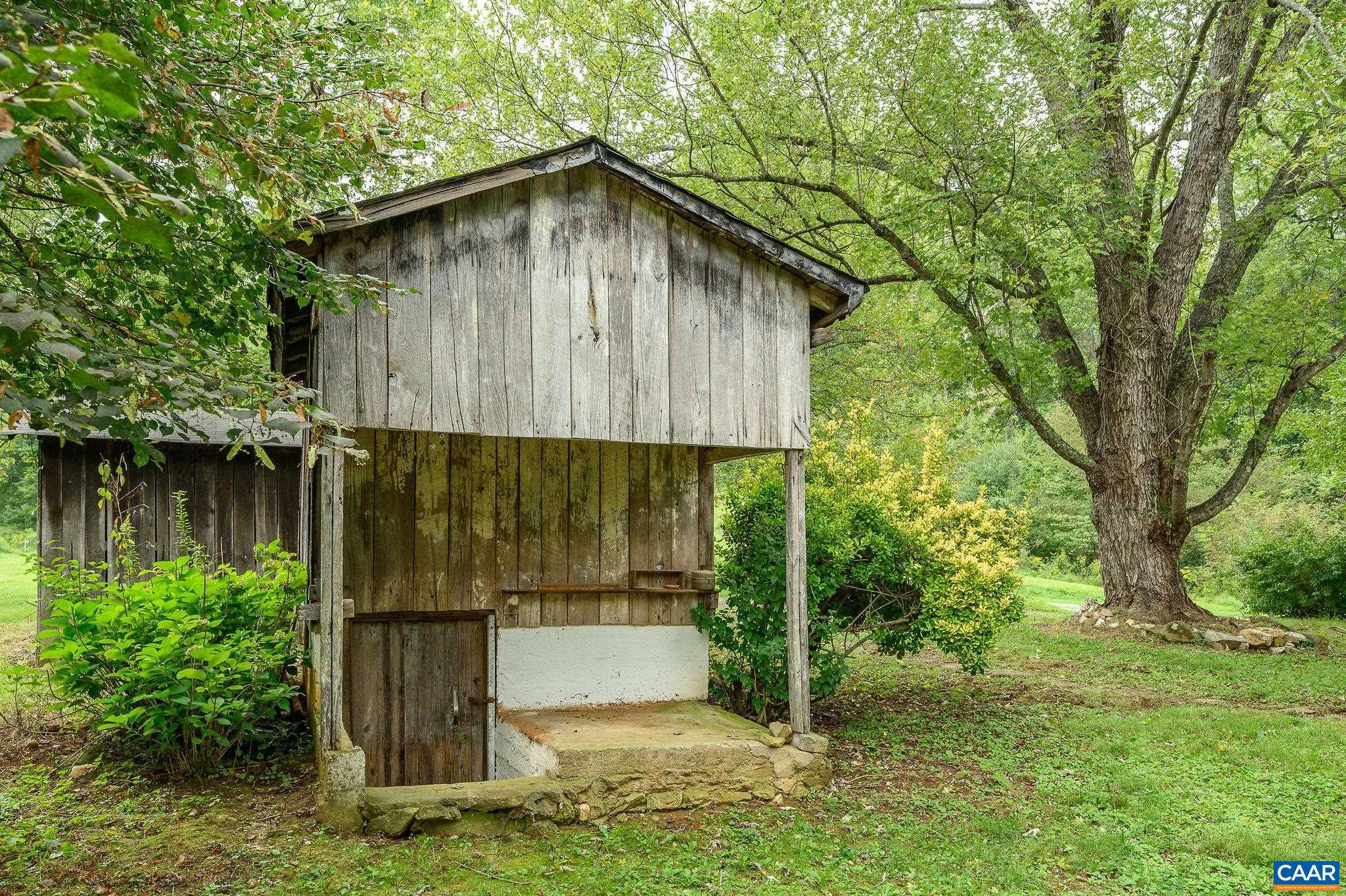 2120 DROVERS LN