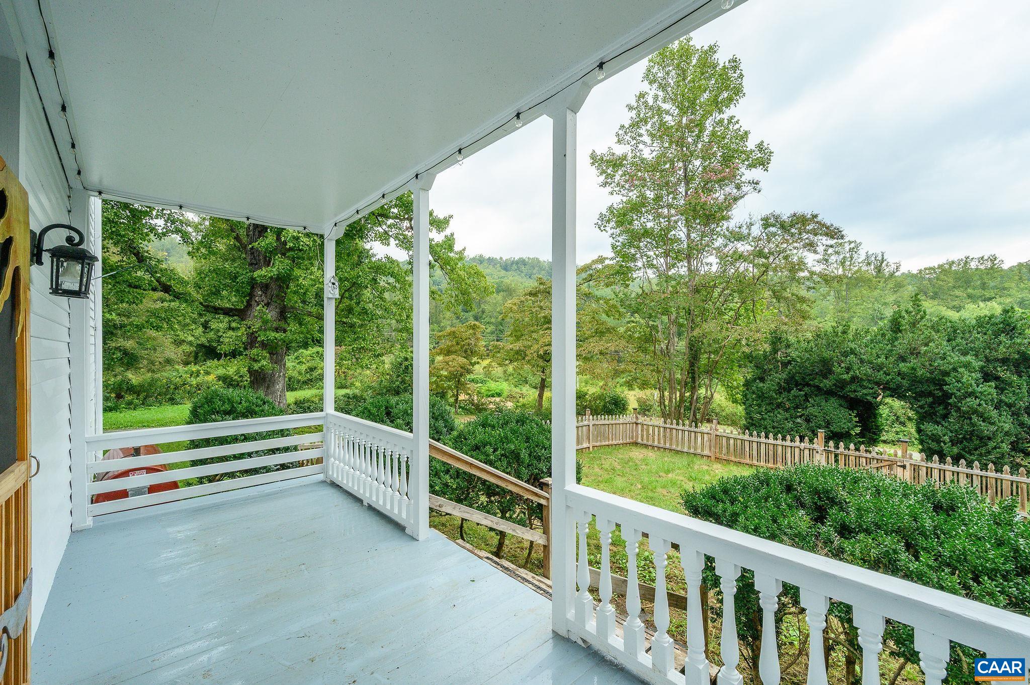 2120 DROVERS LN