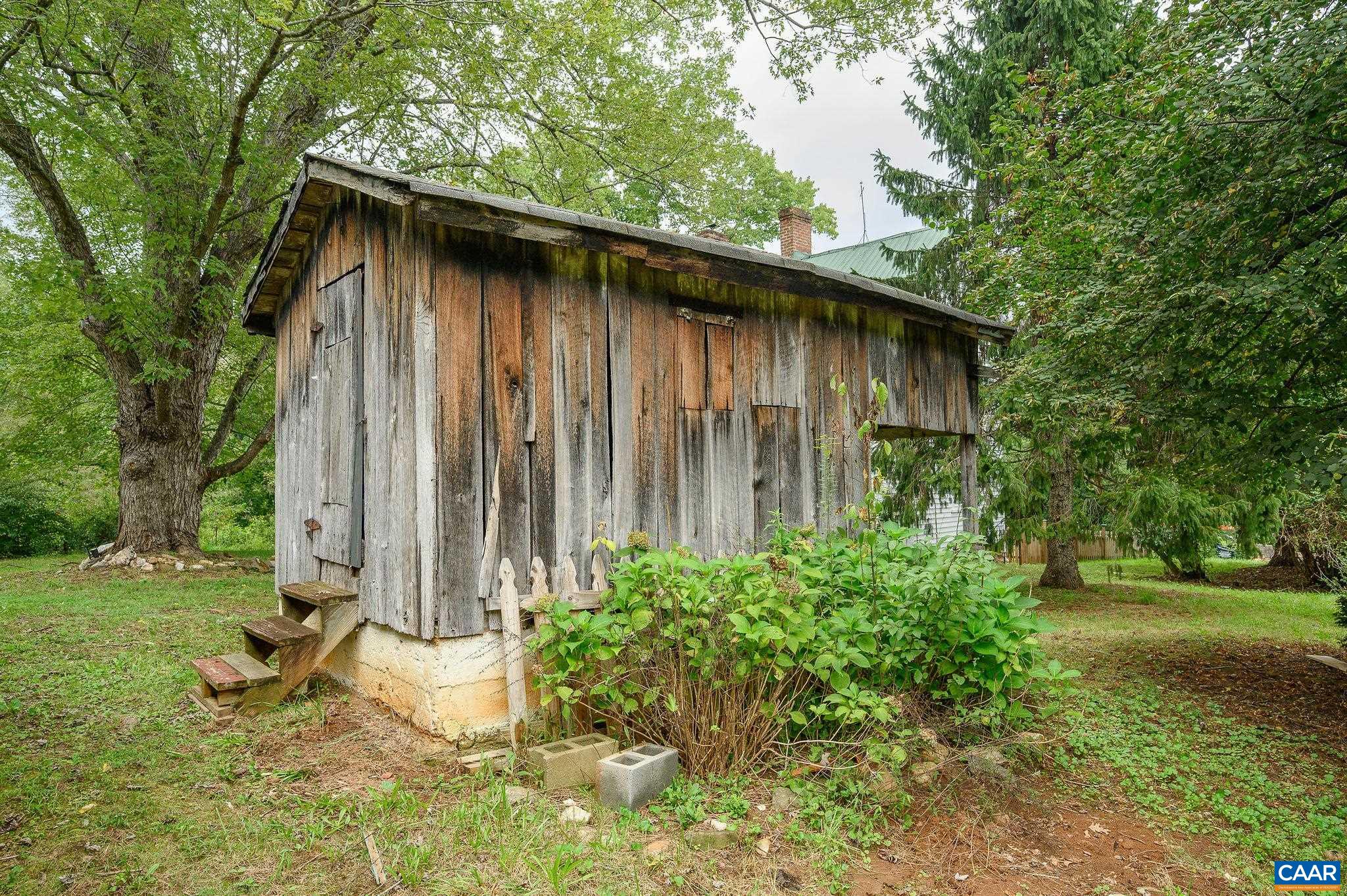 2120 DROVERS LN