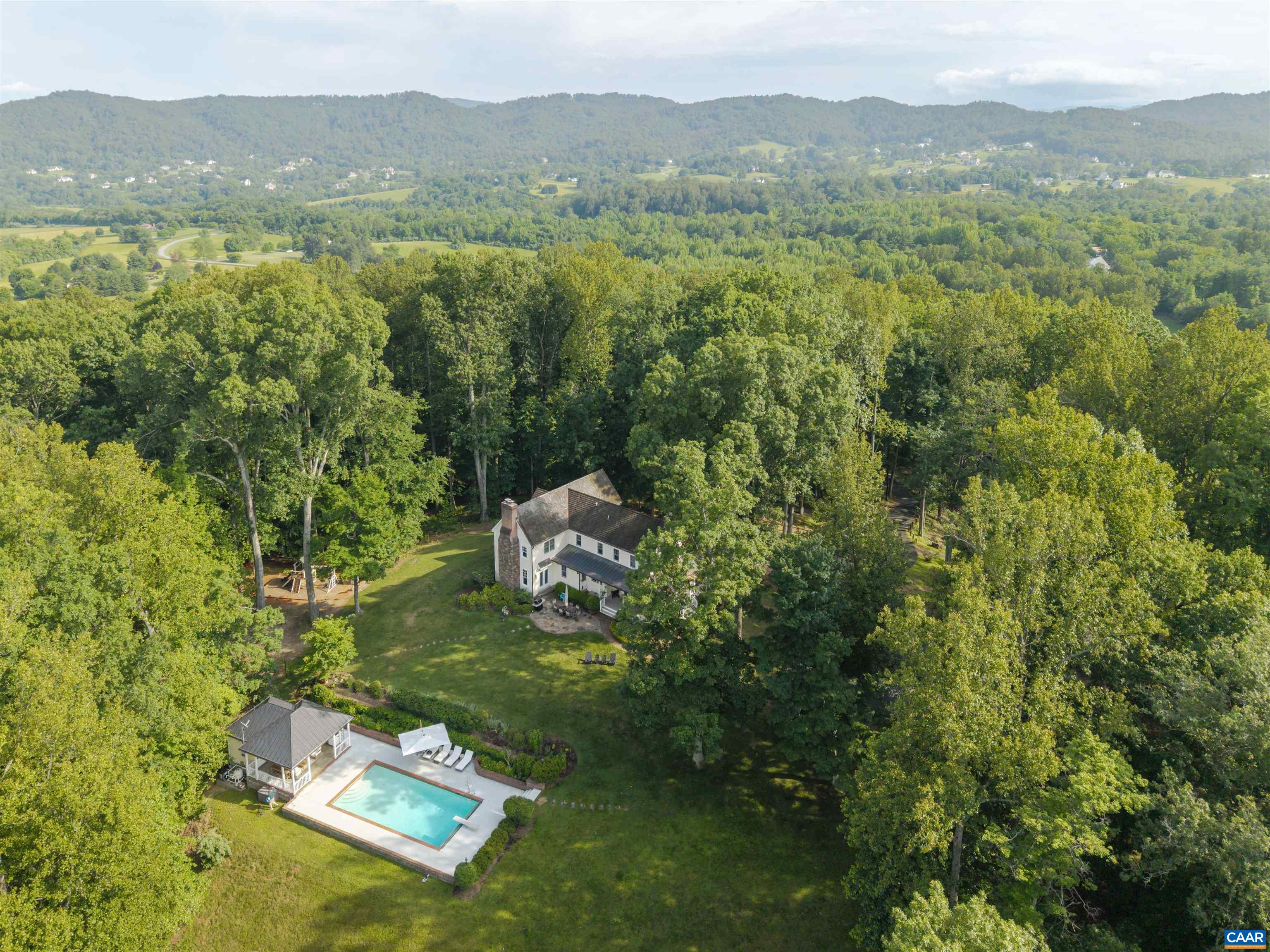 245 BLUE SPRINGS LN