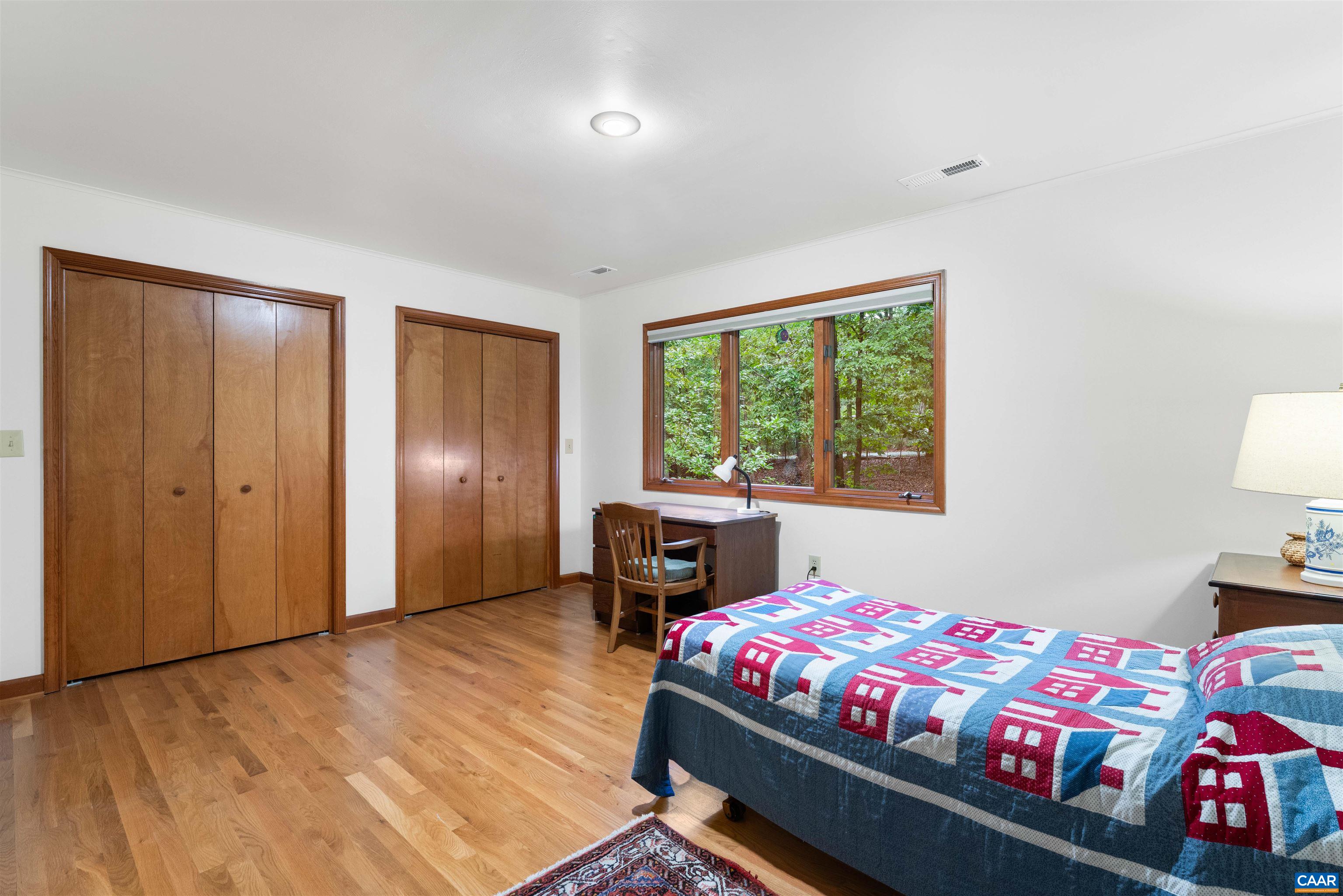 3335 BROOKSIDE DR