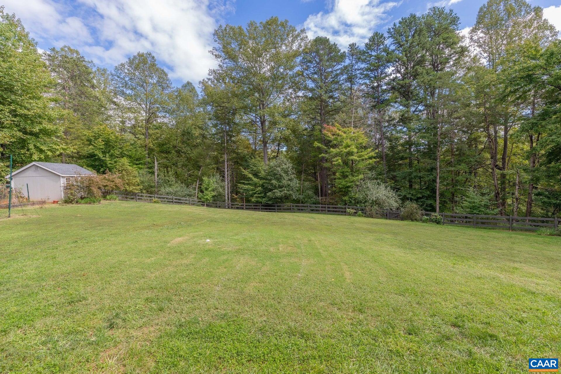 3701 GLENAIRE DR