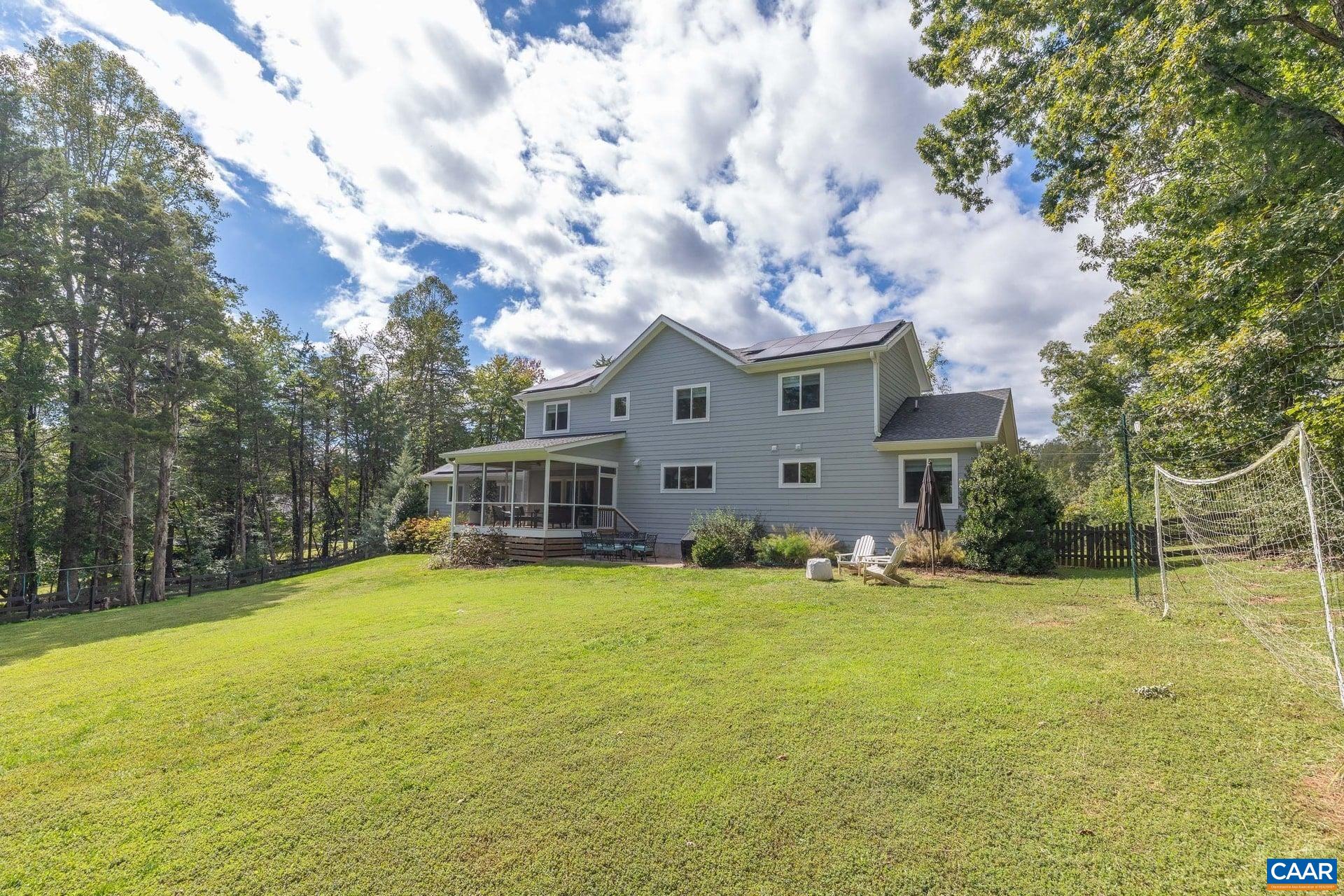 3701 GLENAIRE DR