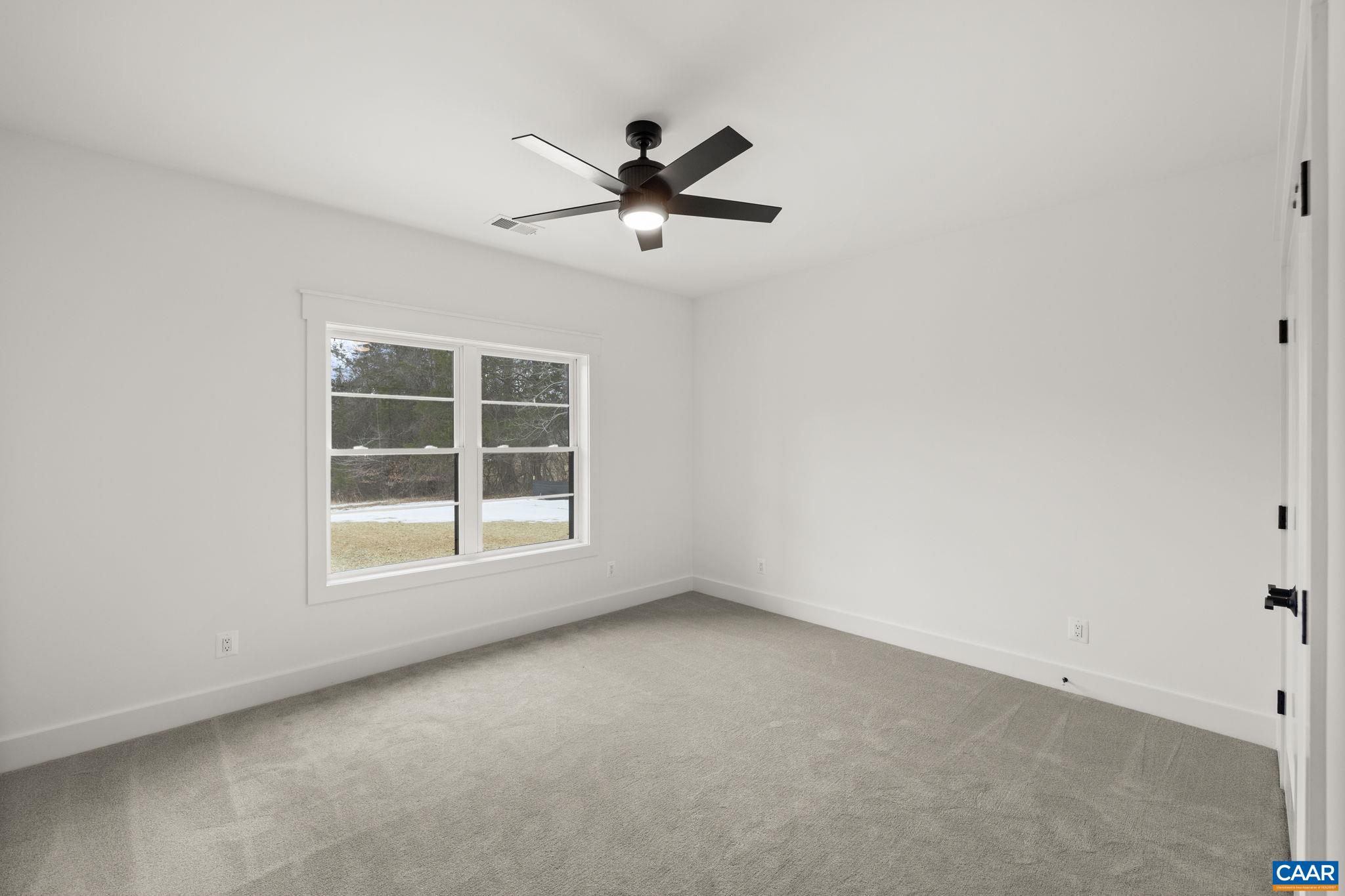 1 A VISTA VIEW DR