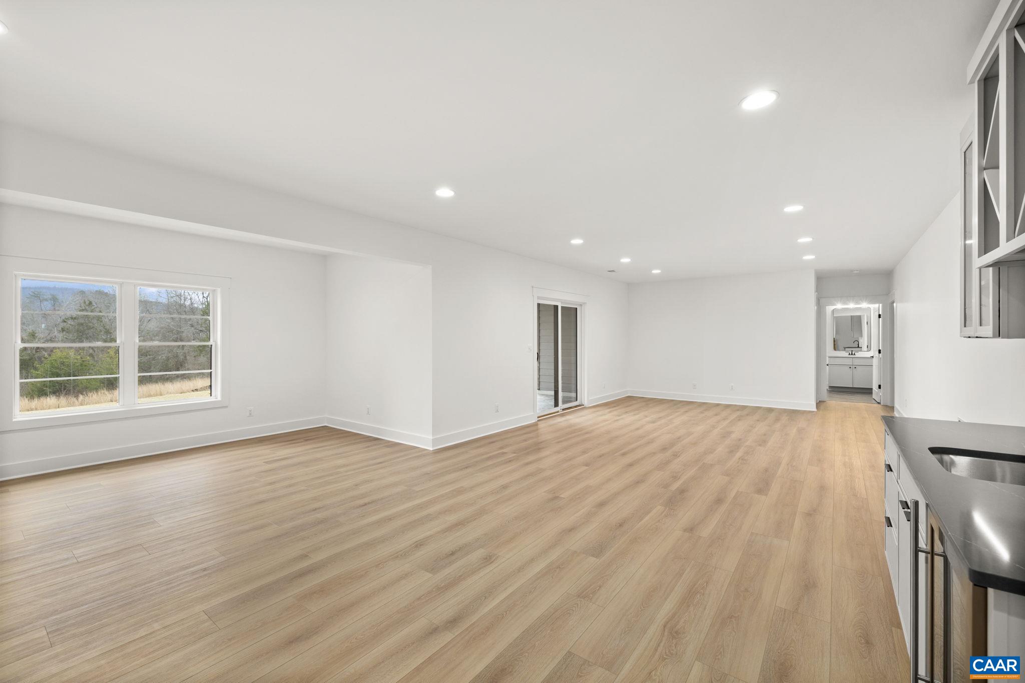 1 A VISTA VIEW DR