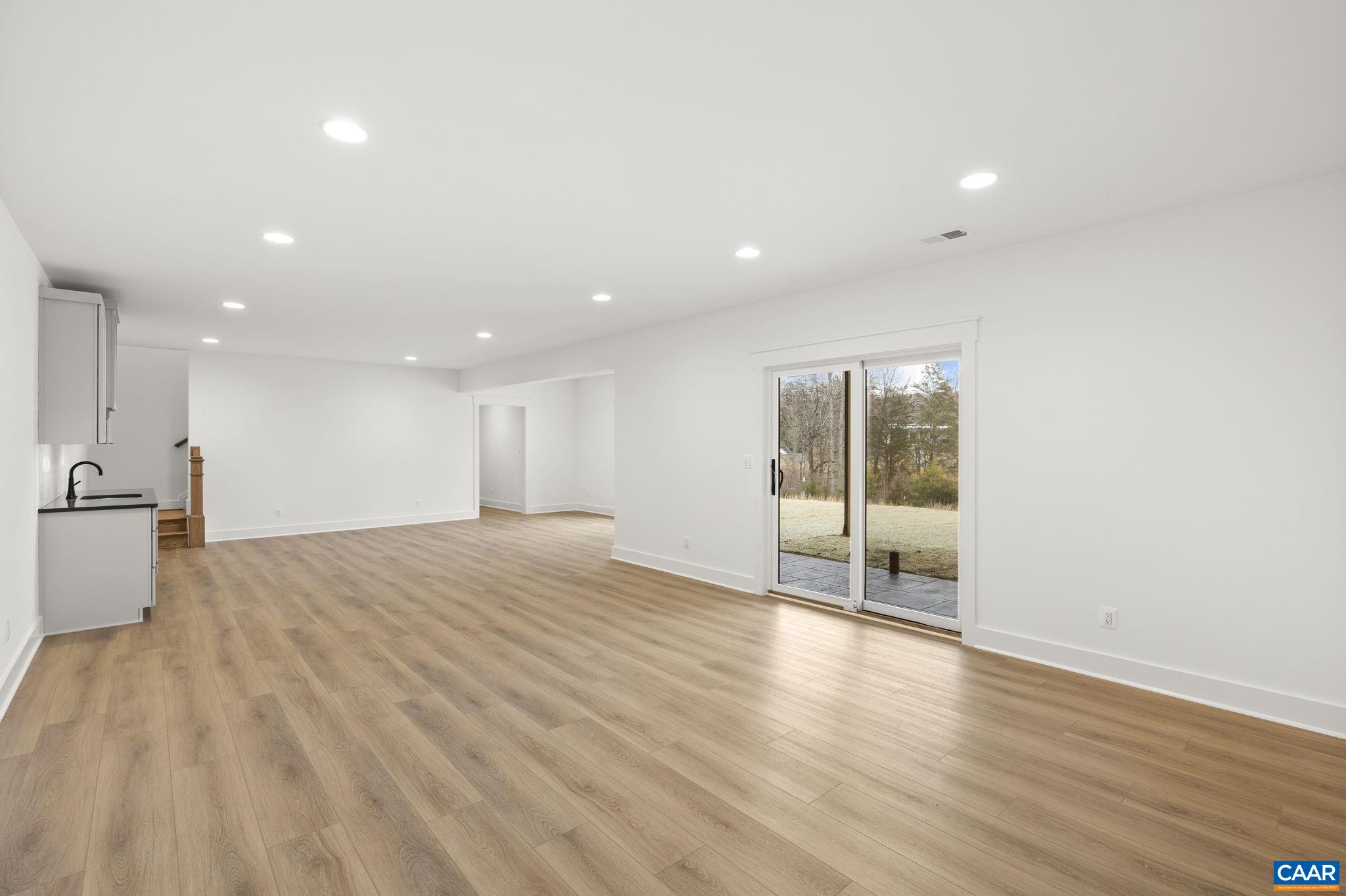 1 A VISTA VIEW DR