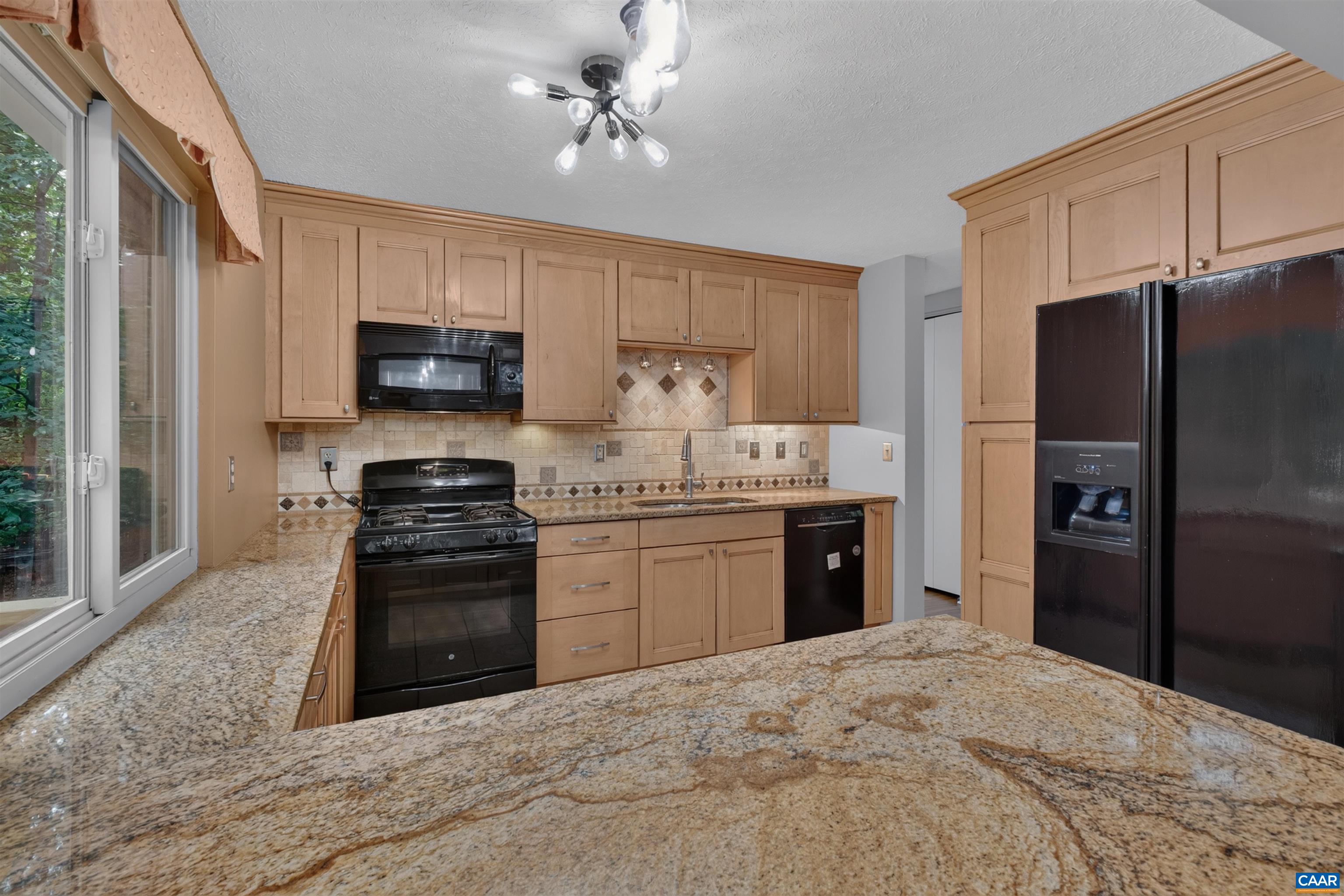 304 CRESTFIELD CT