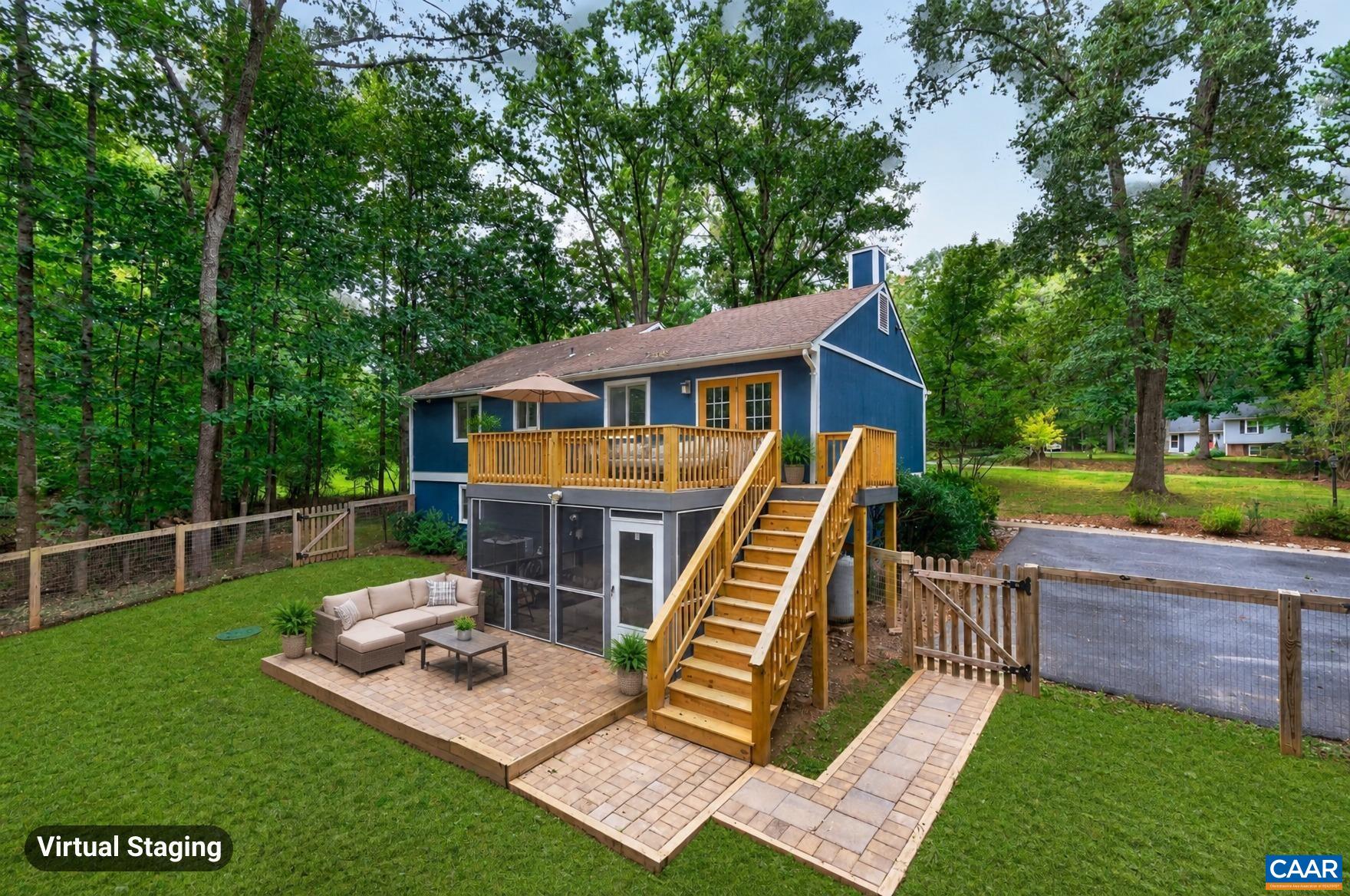 304 CRESTFIELD CT