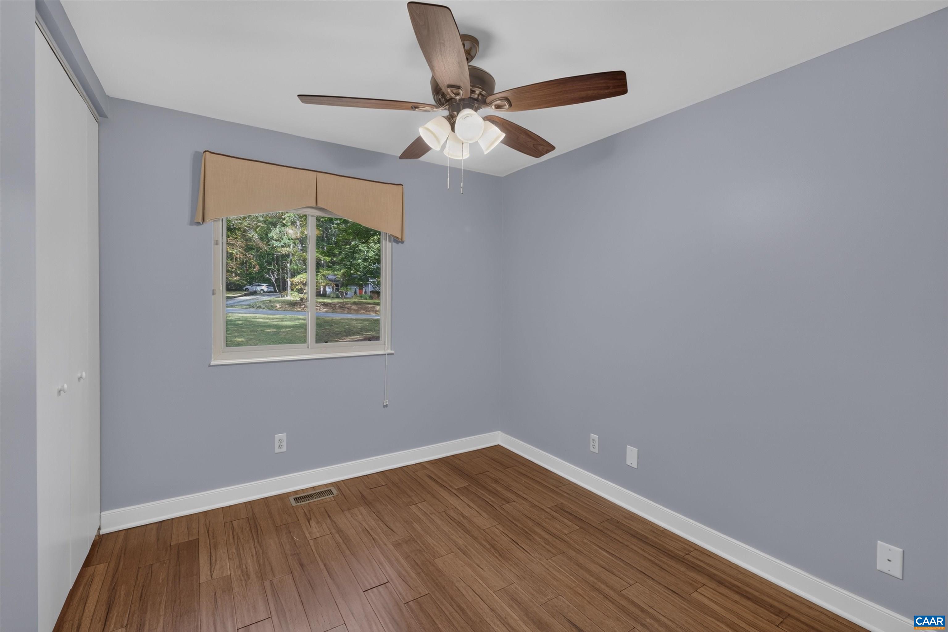 304 CRESTFIELD CT
