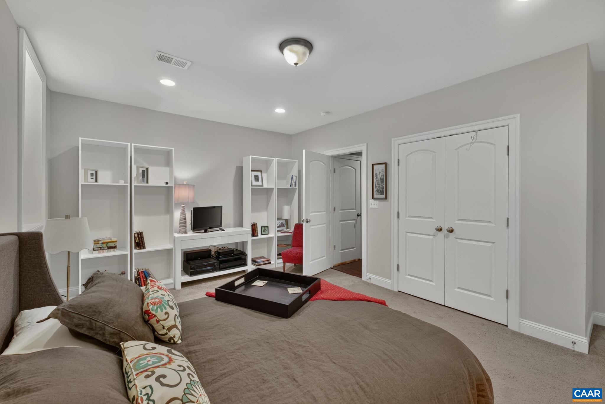 2317 AVINITY CT