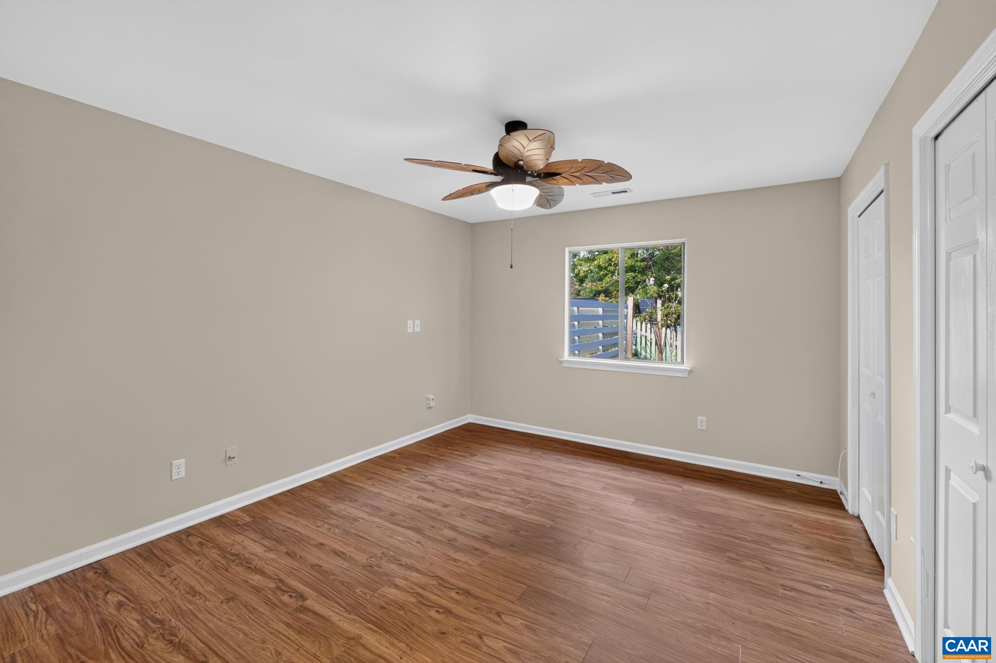 1500 LAKE FOREST DR