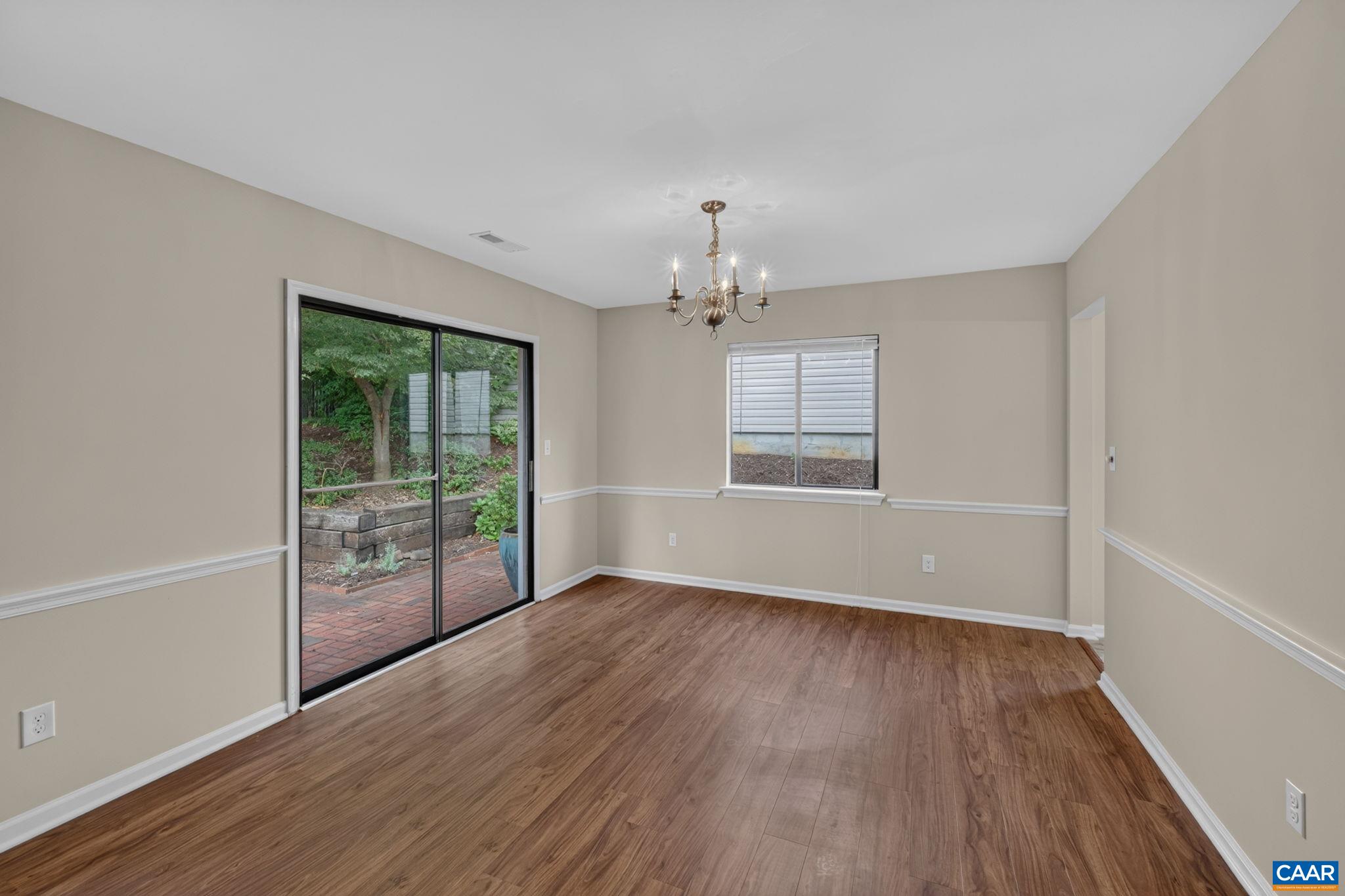 1500 LAKE FOREST DR