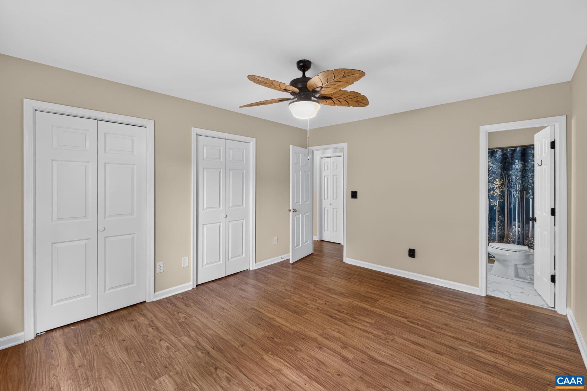 1500 LAKE FOREST DR