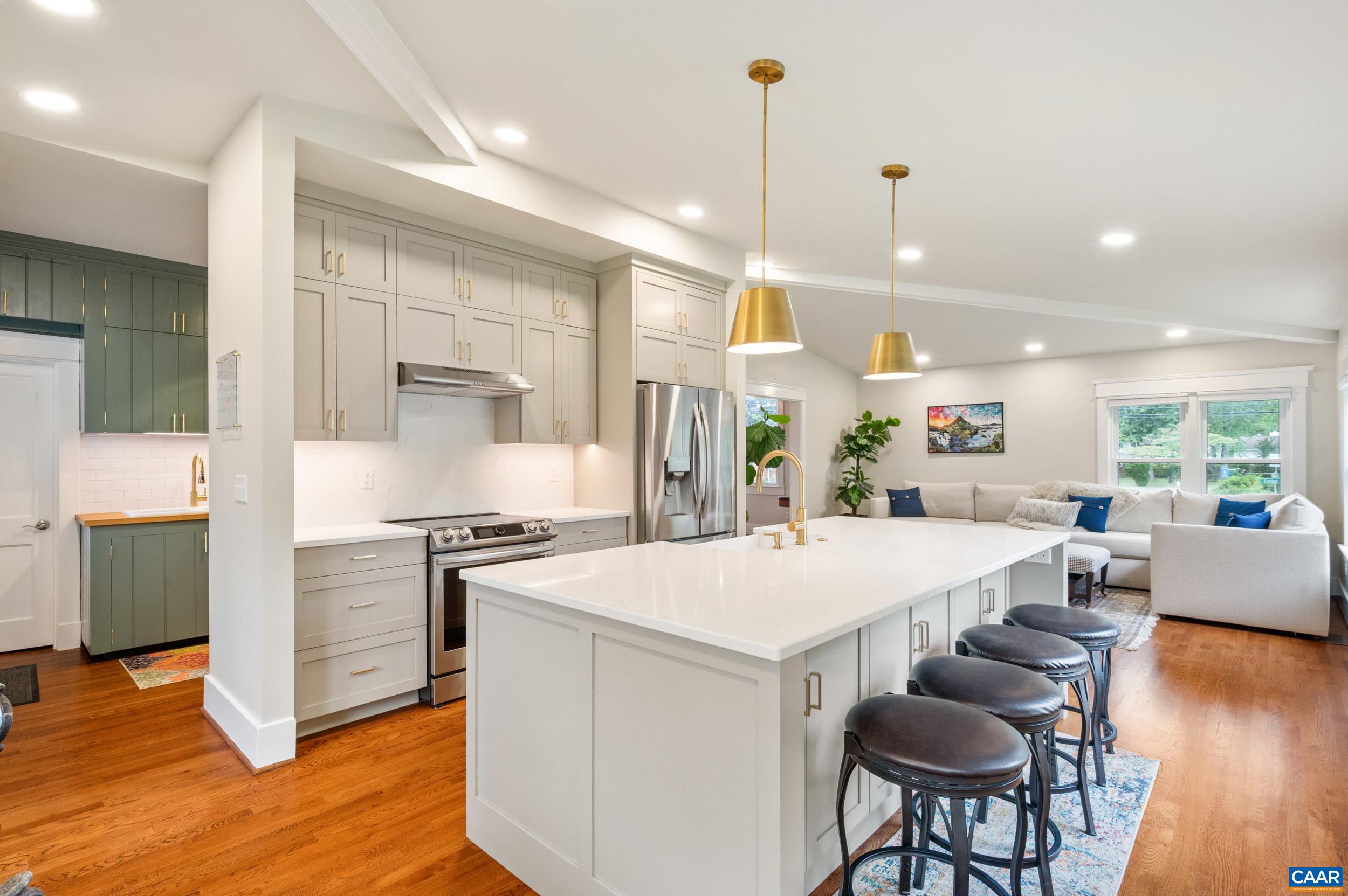 1457 CROZET AVE