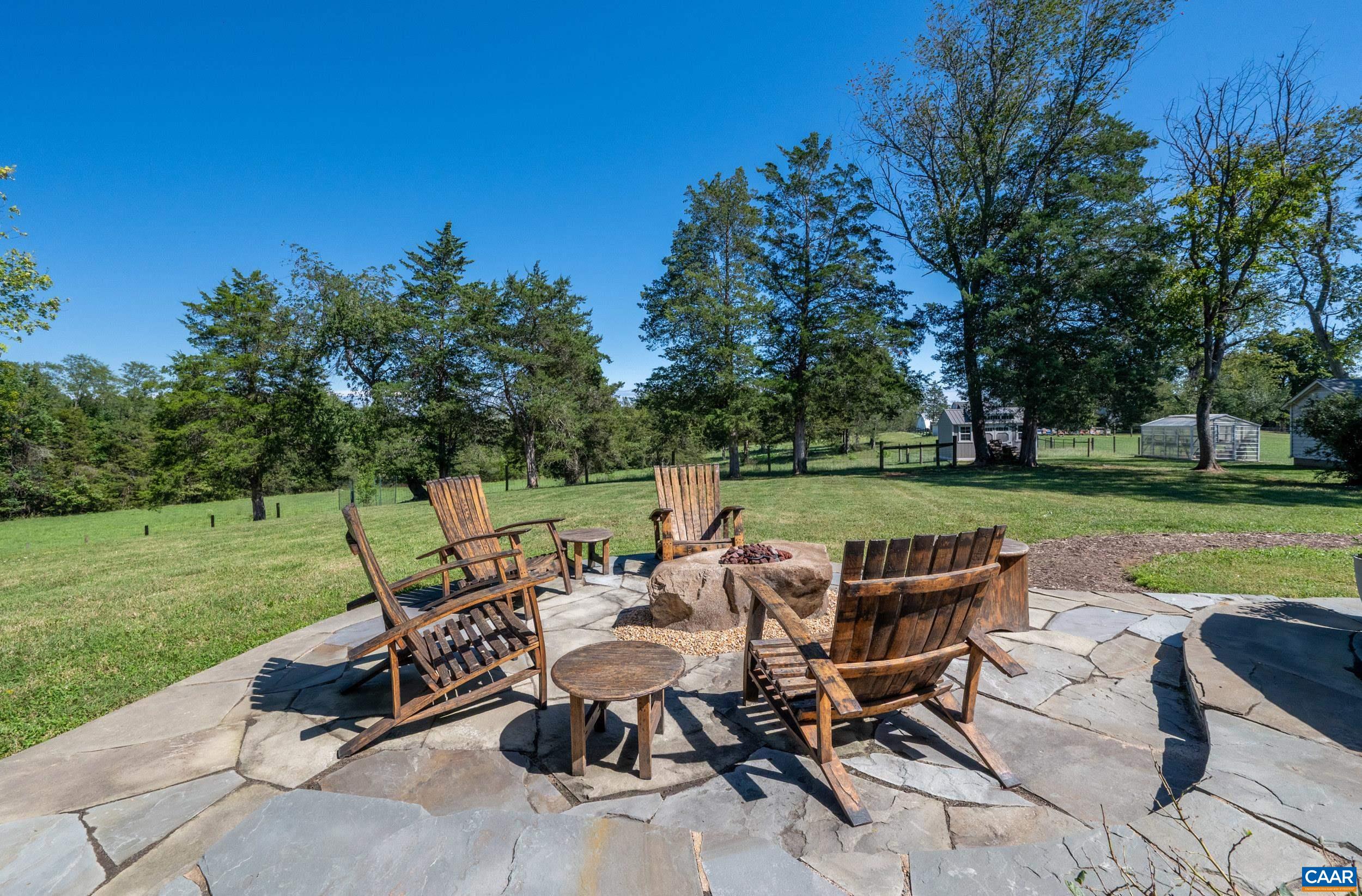 1457 CROZET AVE
