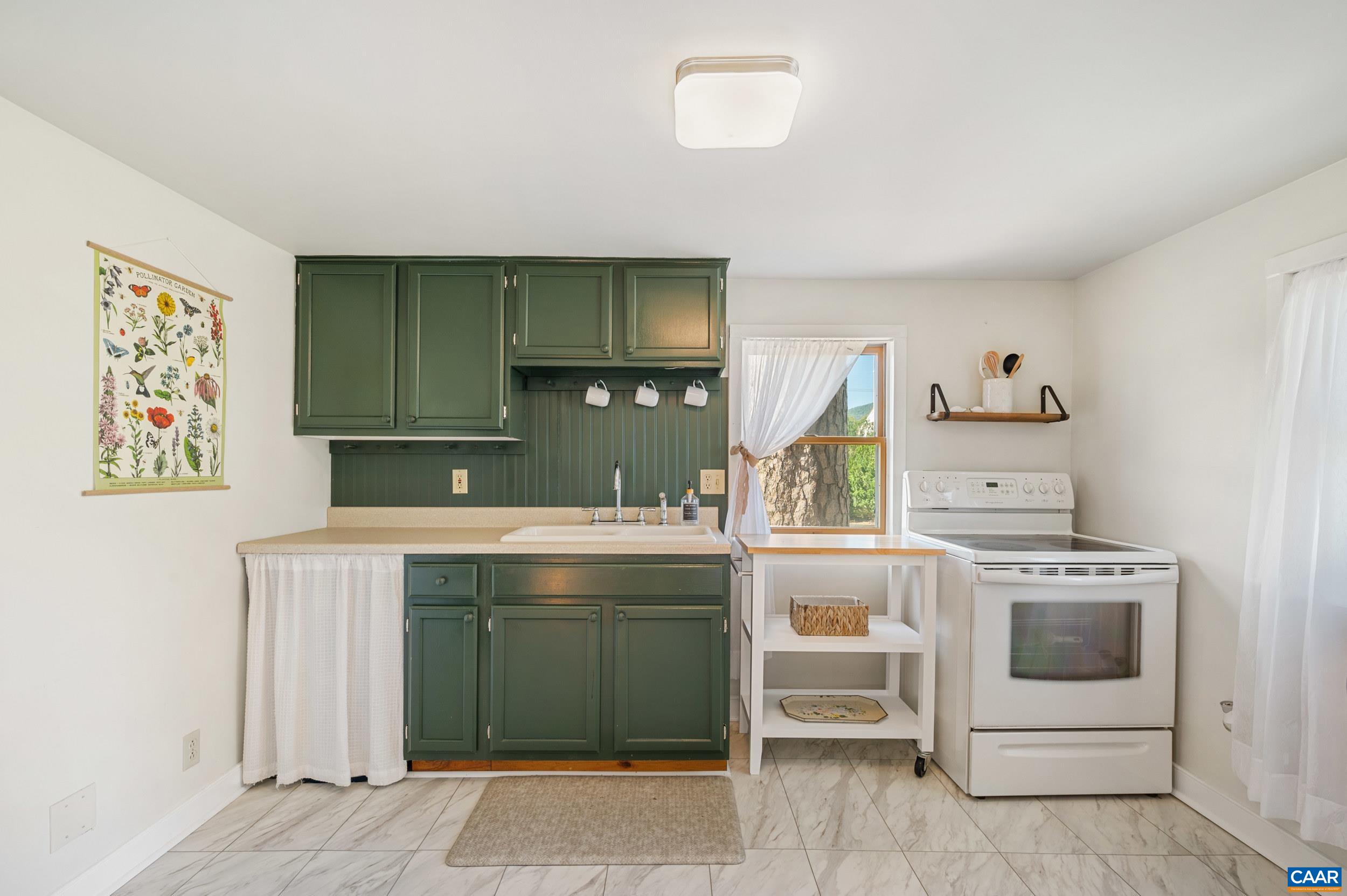 1457 CROZET AVE