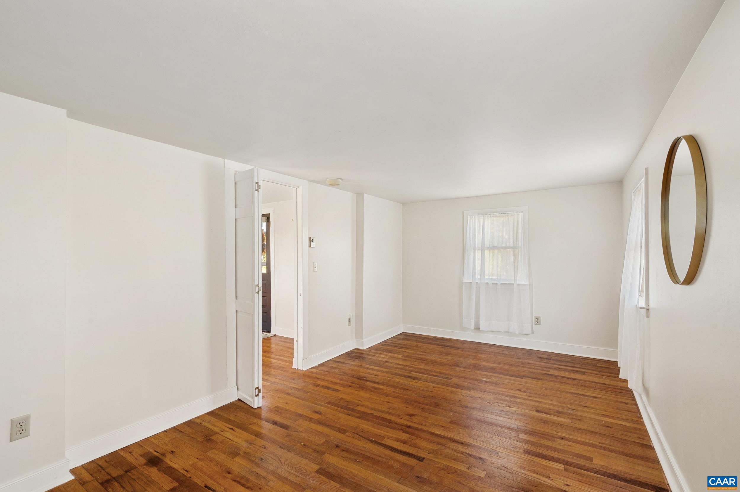1457 CROZET AVE