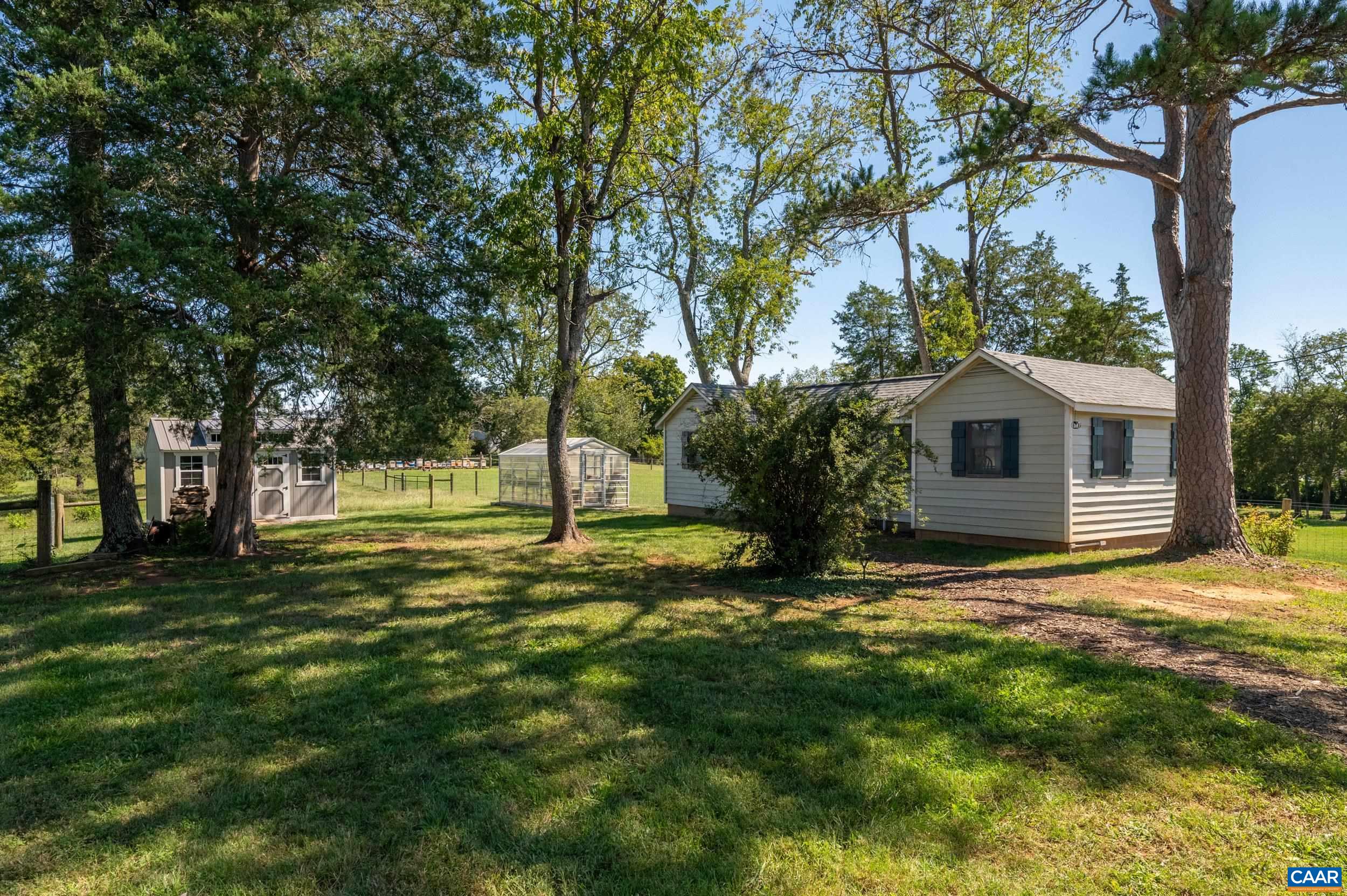 1457 CROZET AVE