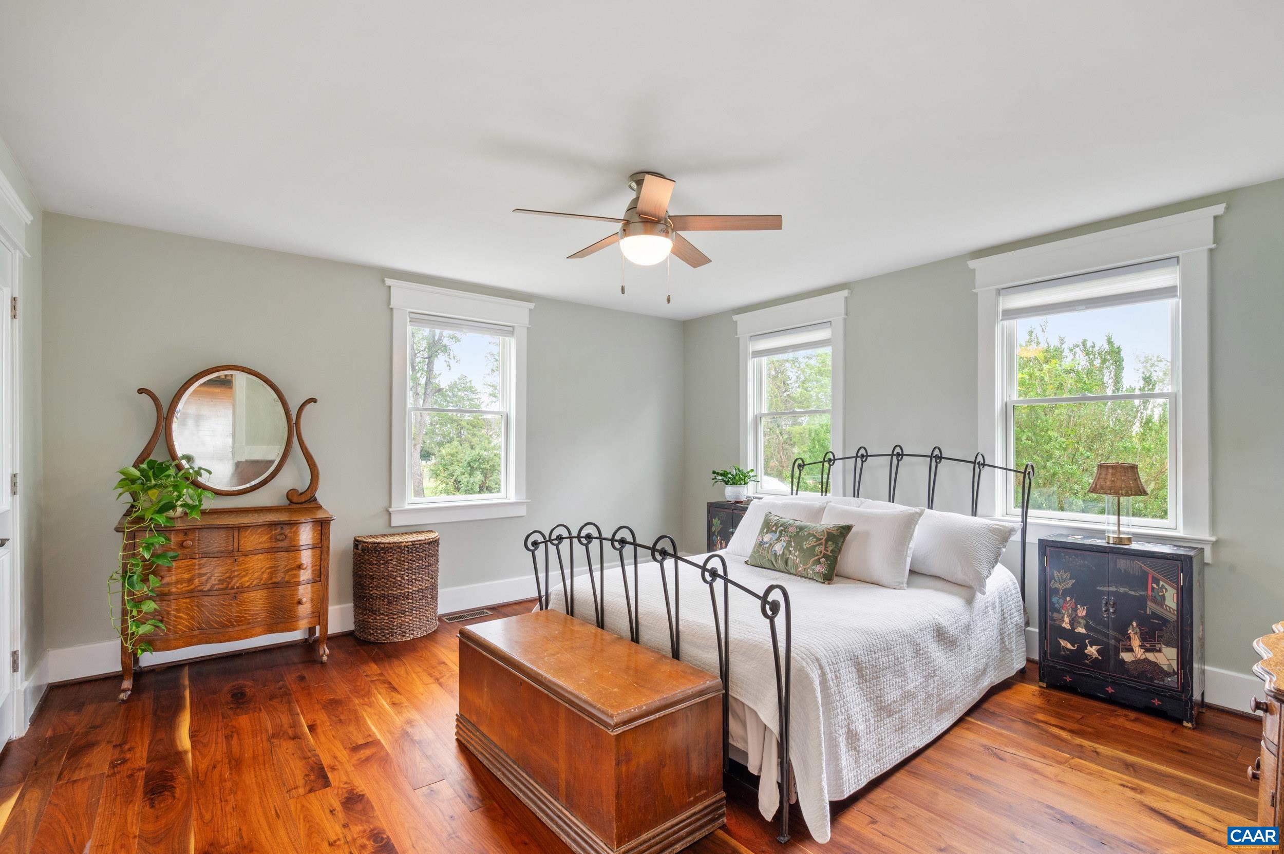 1457 CROZET AVE