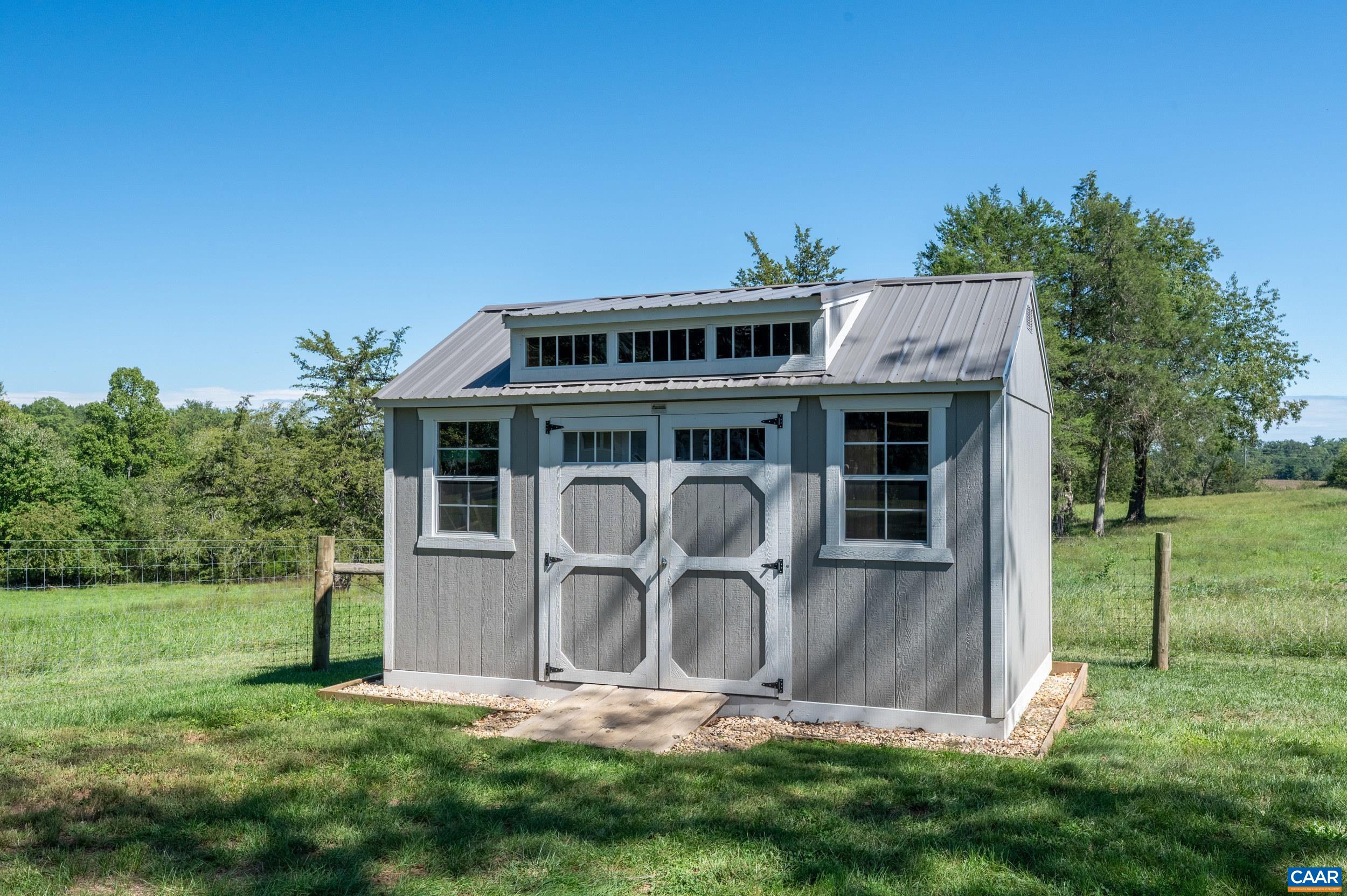 1457 CROZET AVE