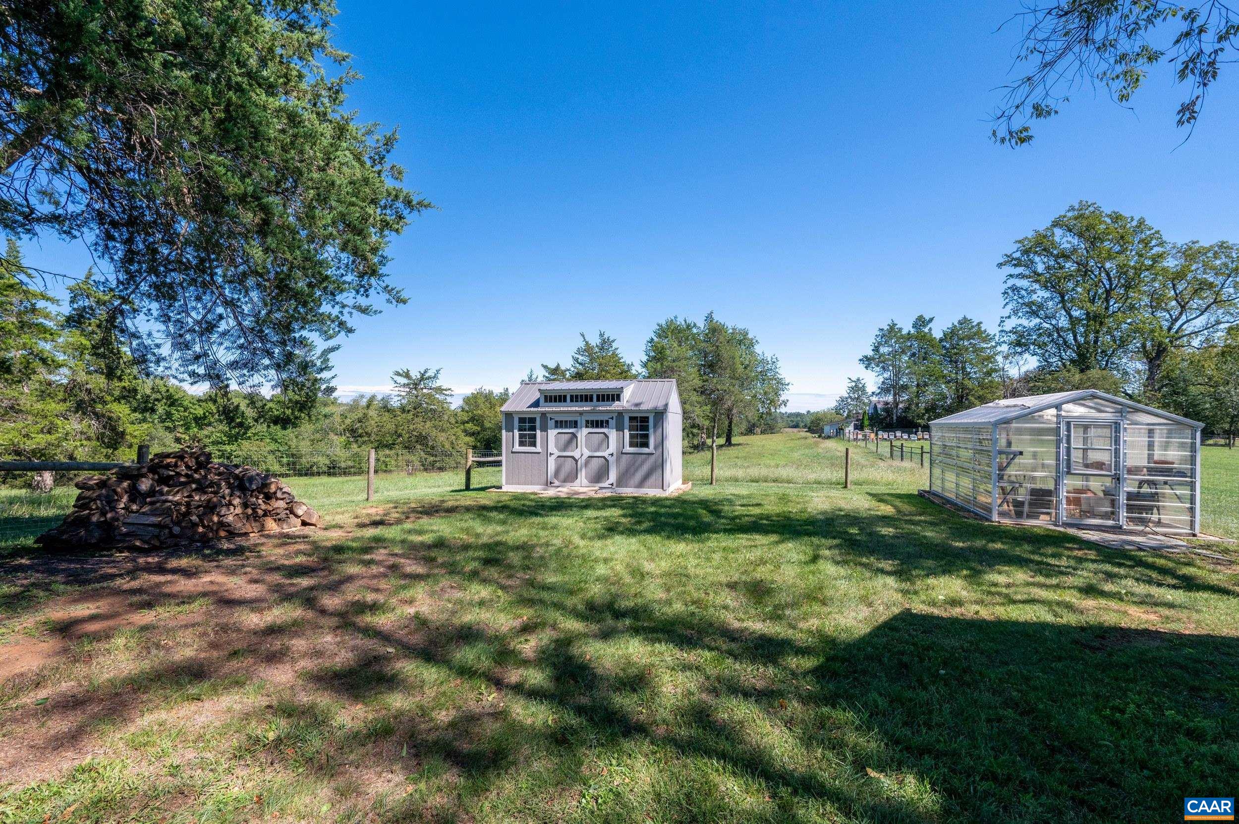 1457 CROZET AVE