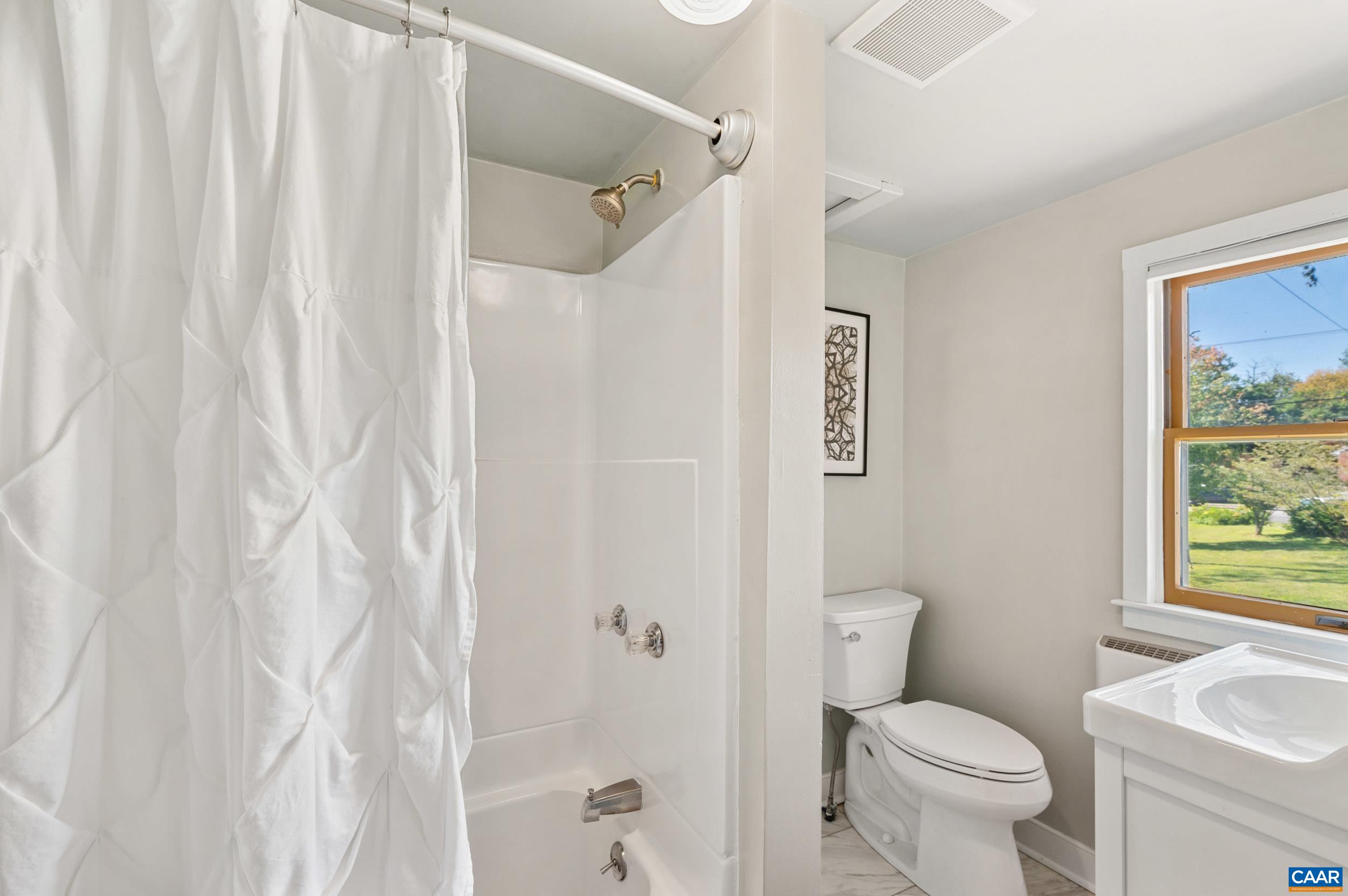 1457 CROZET AVE