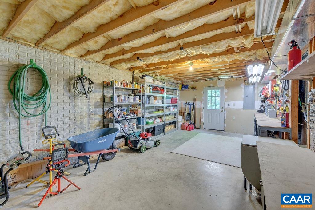 5075 STILL POND CT