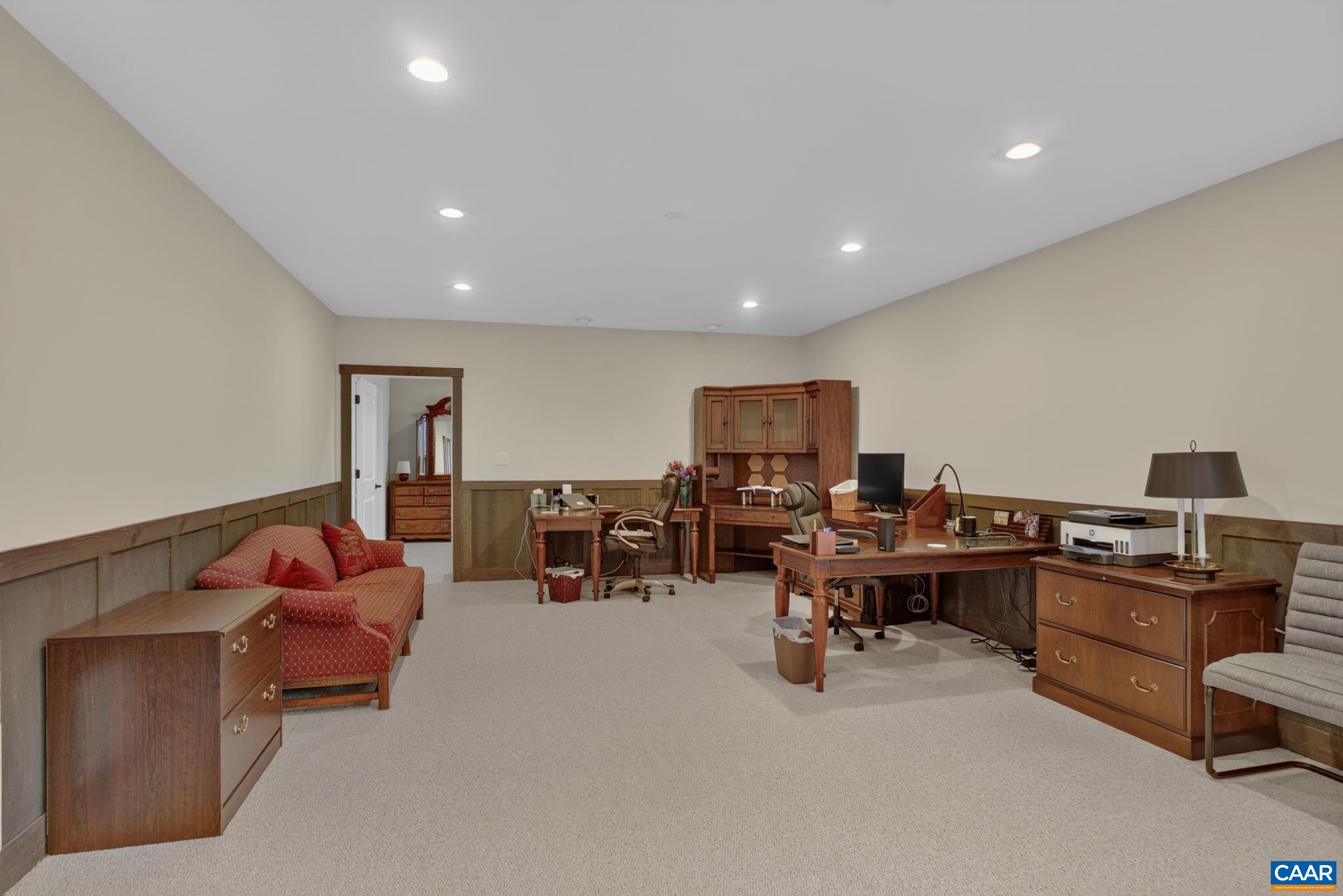 185 HIGHLAND CIR