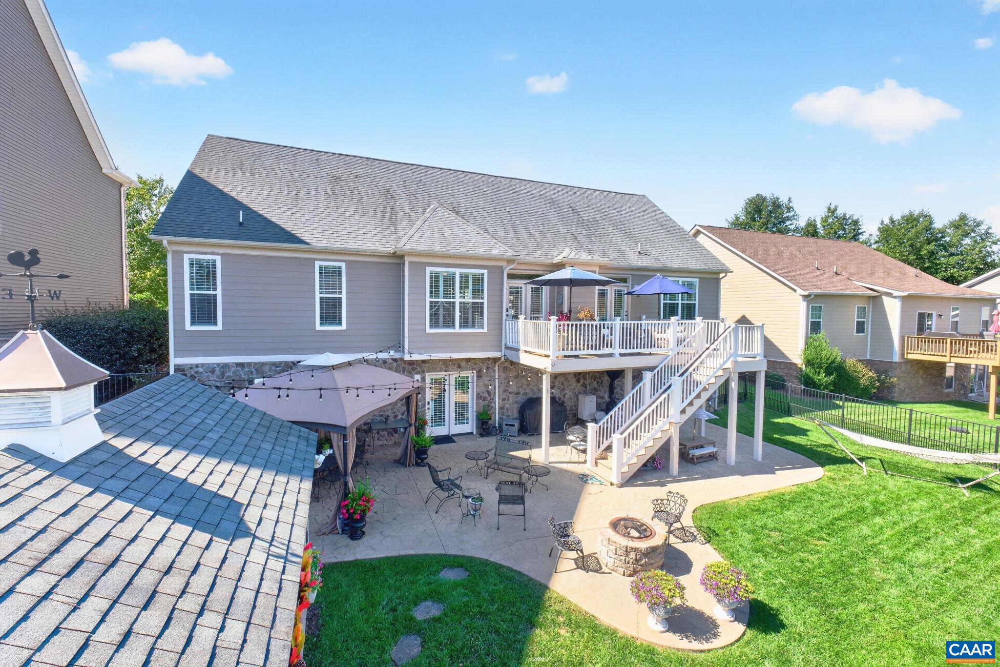 185 HIGHLAND CIR