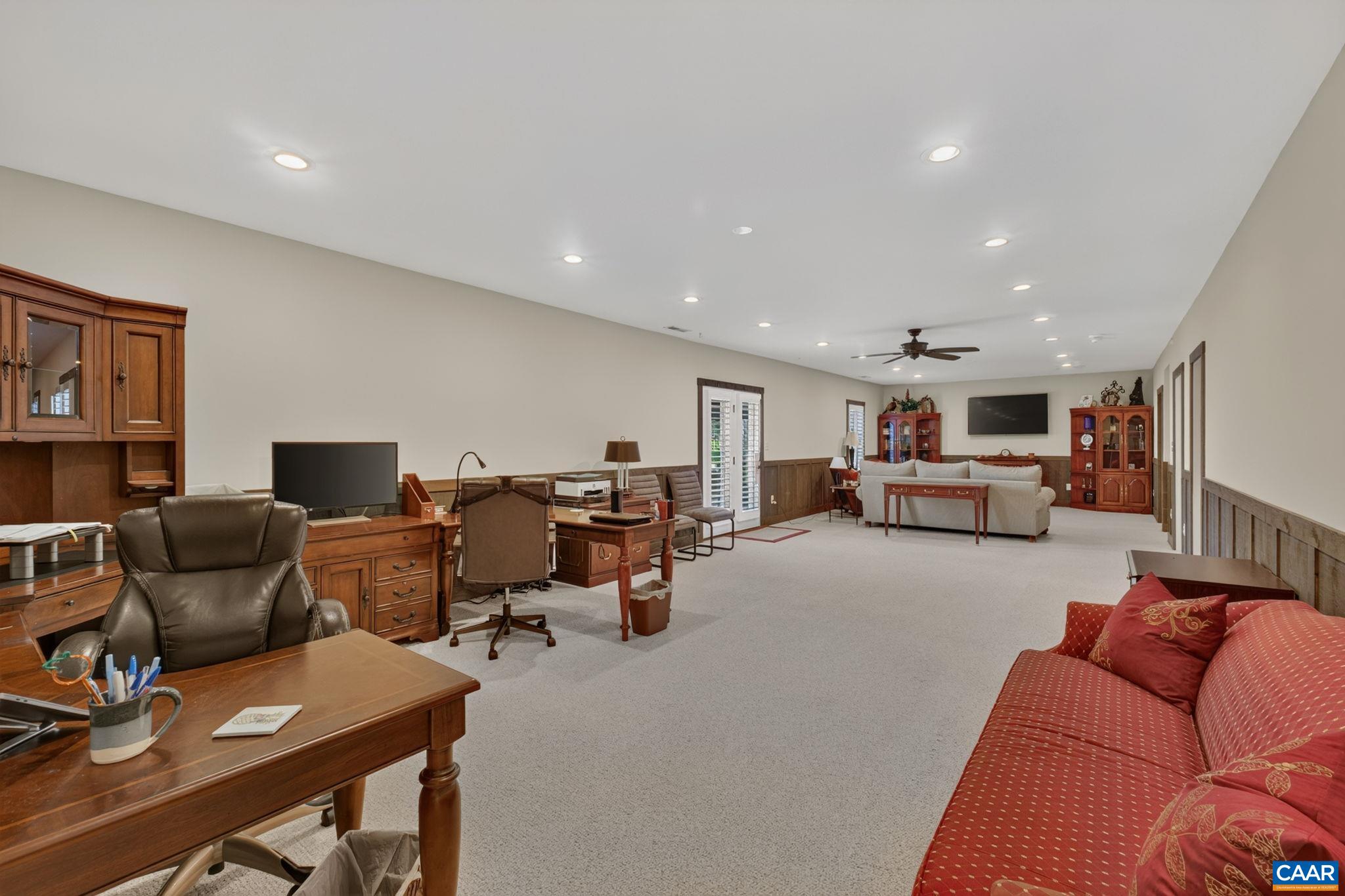 185 HIGHLAND CIR