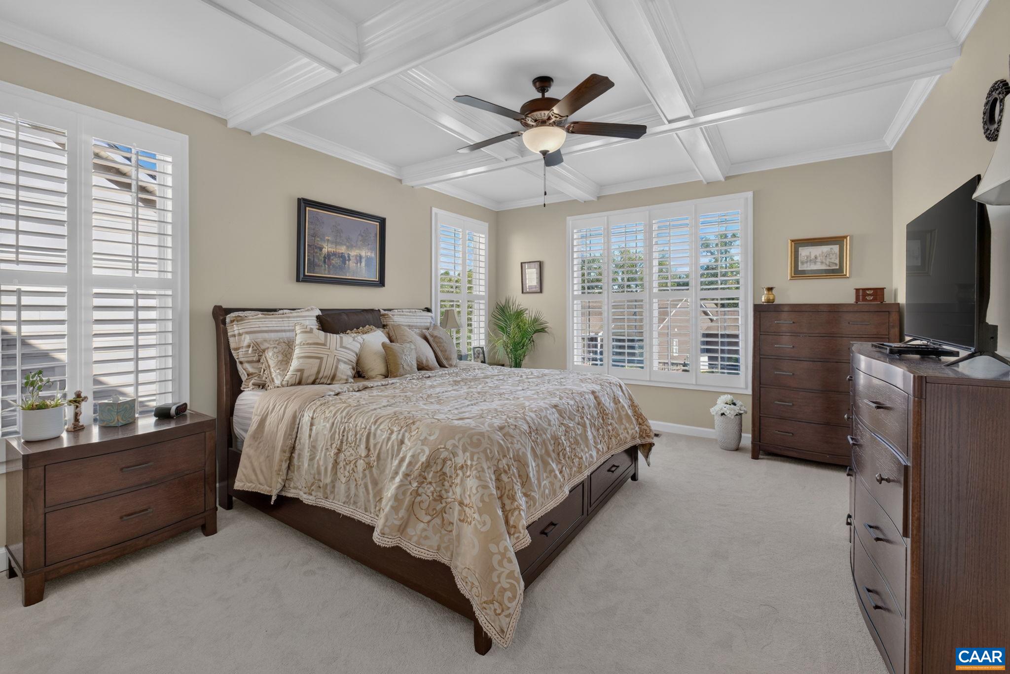 185 HIGHLAND CIR