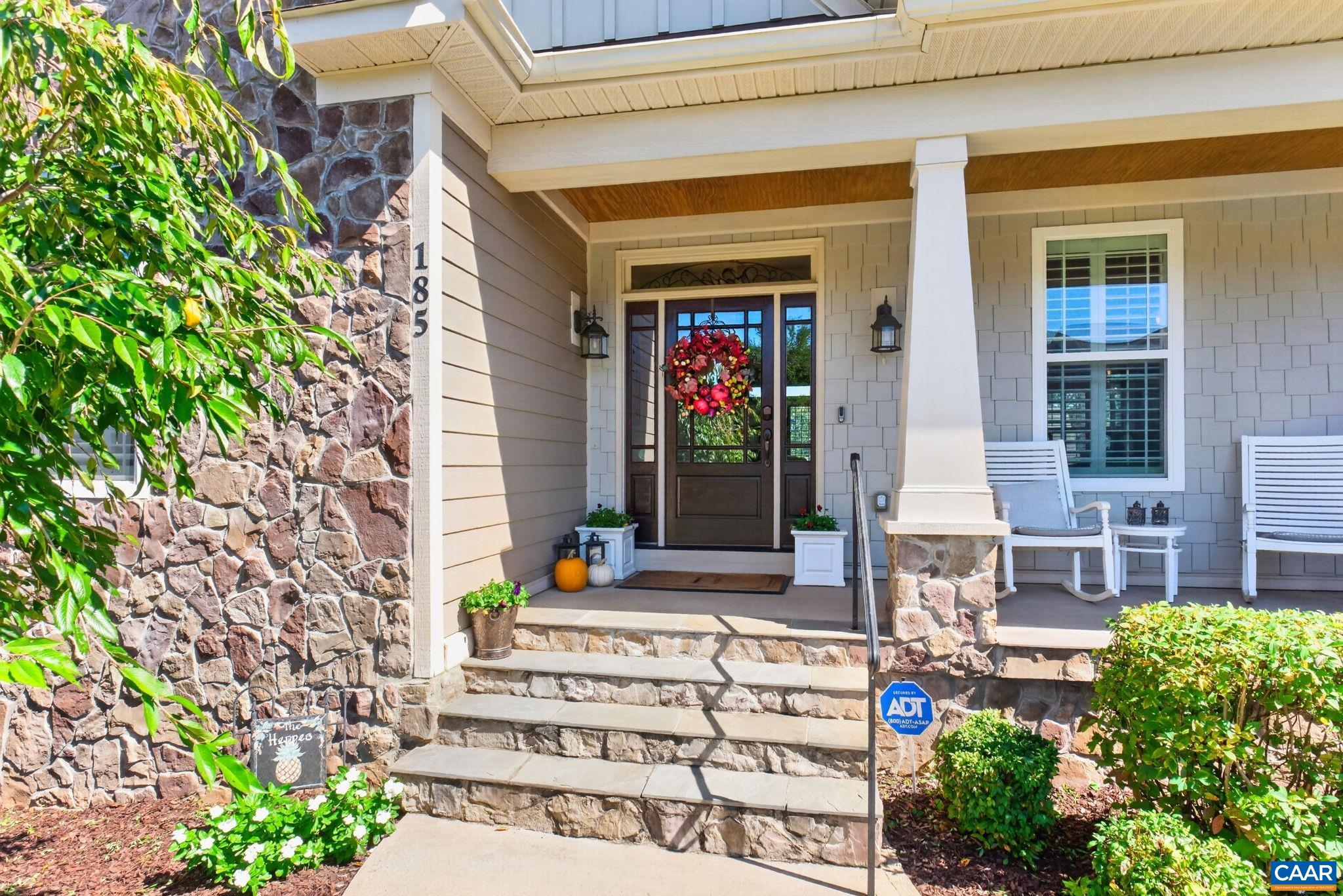 185 HIGHLAND CIR