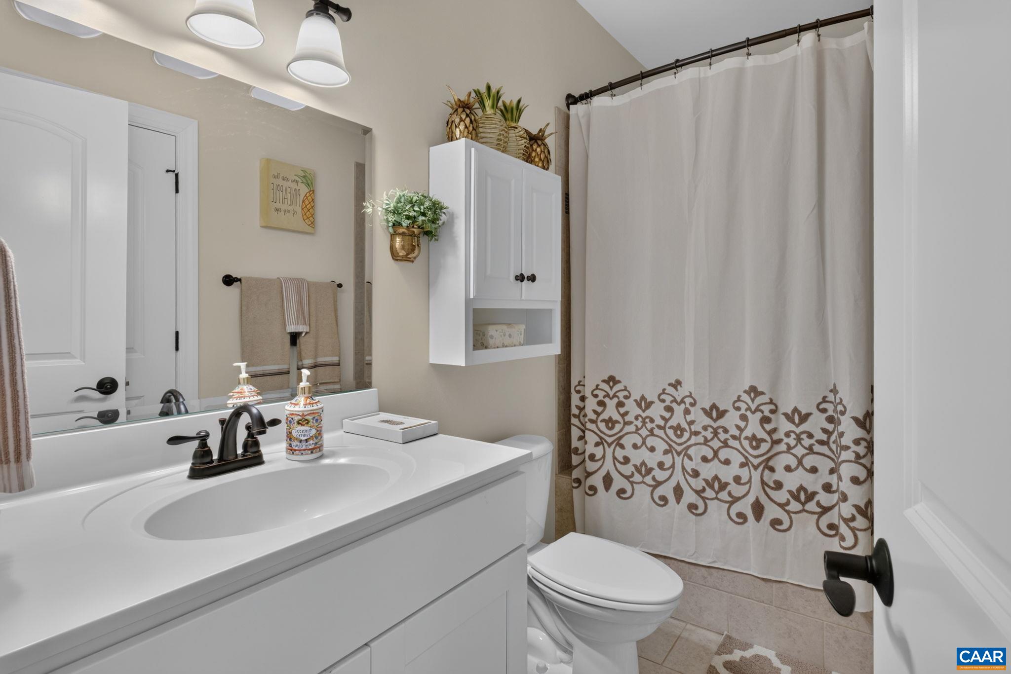 185 HIGHLAND CIR