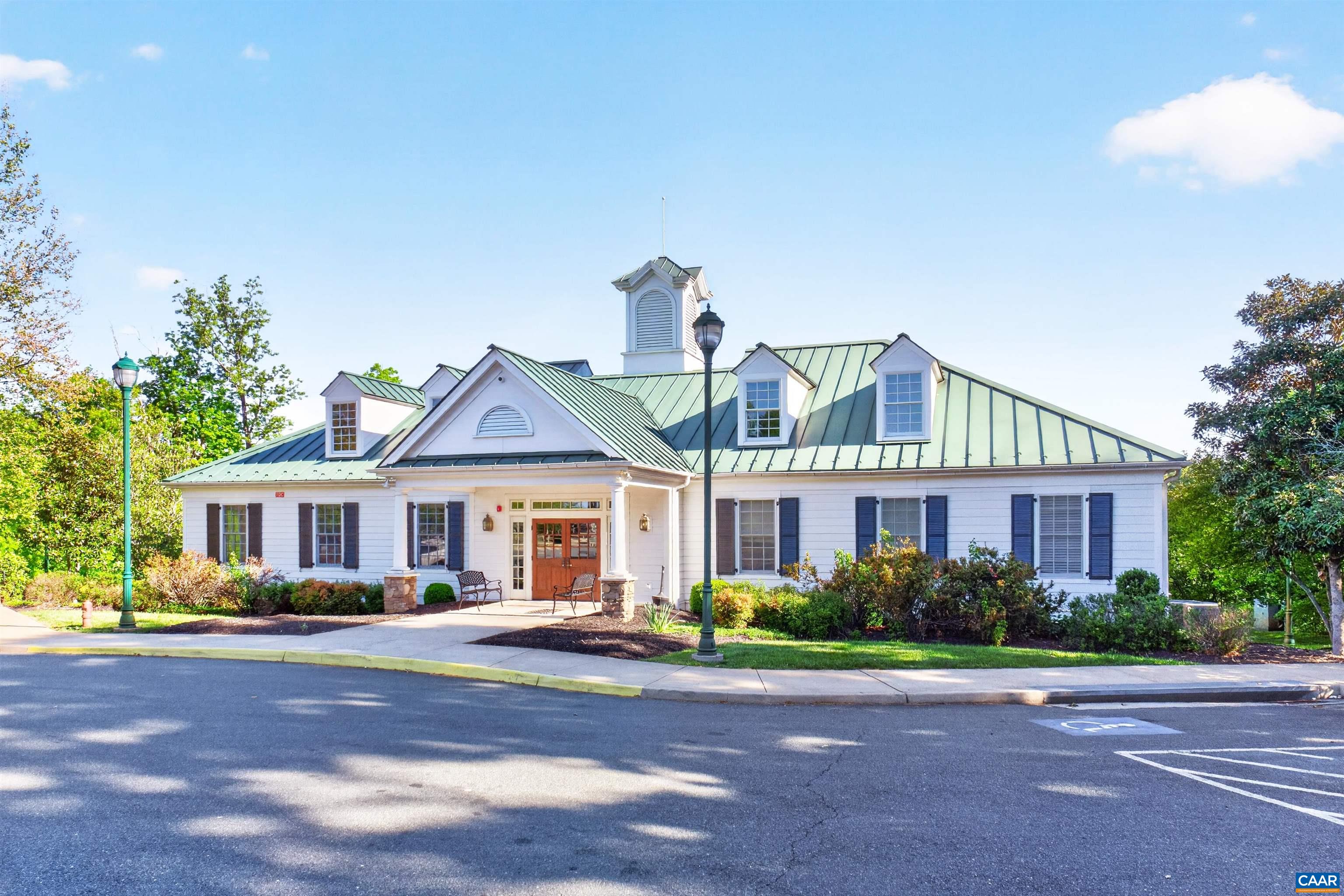 185 HIGHLAND CIR