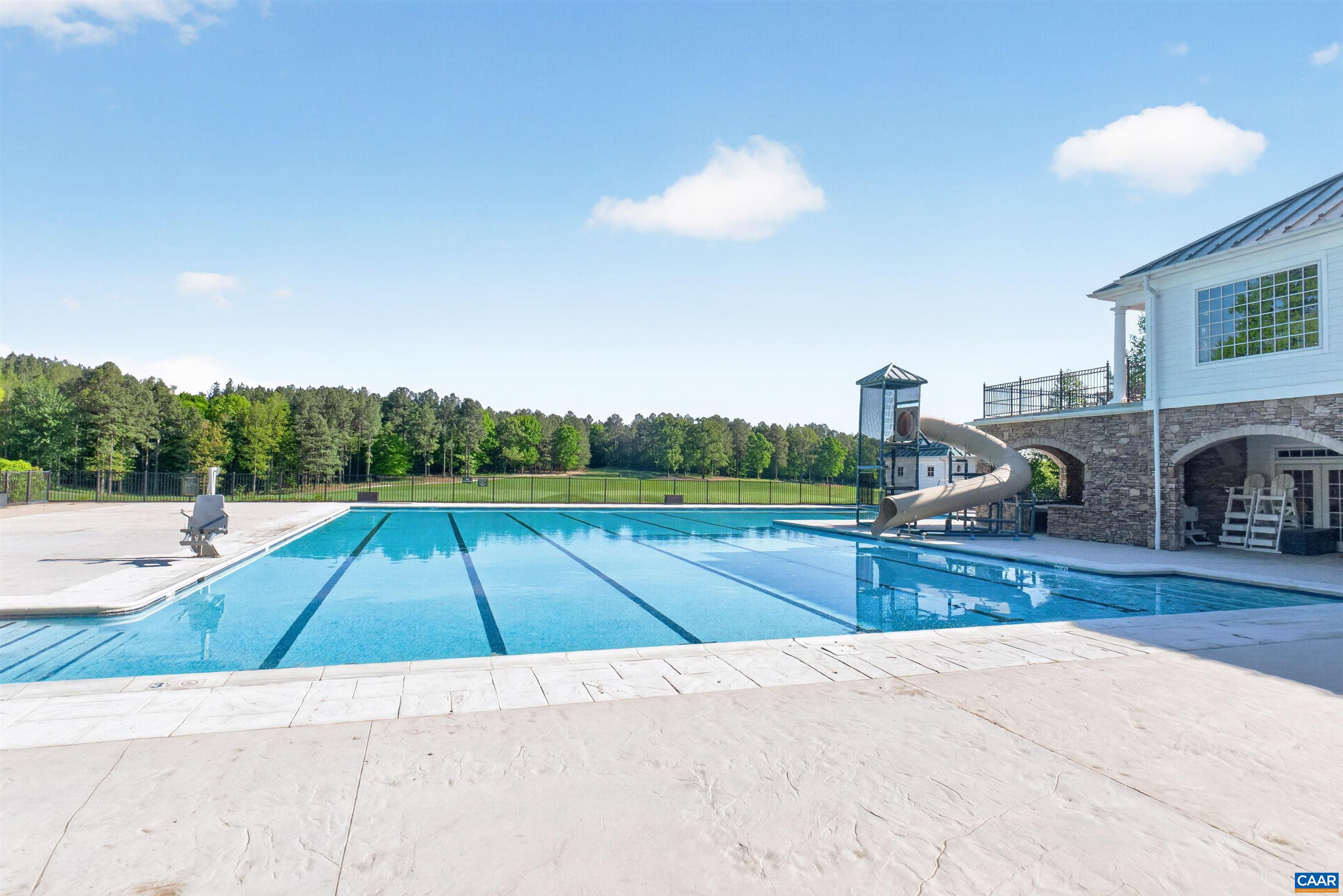 185 HIGHLAND CIR
