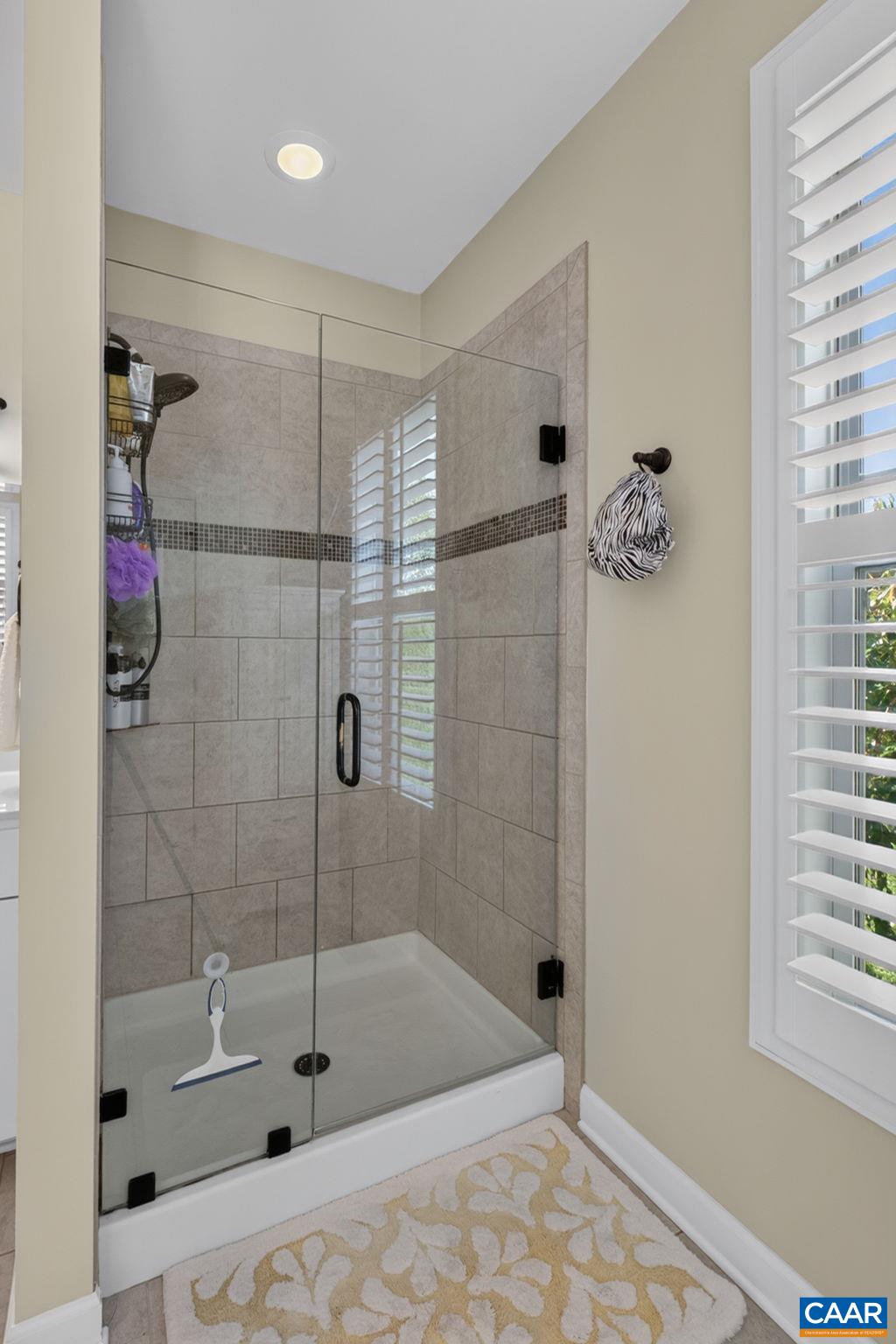 185 HIGHLAND CIR