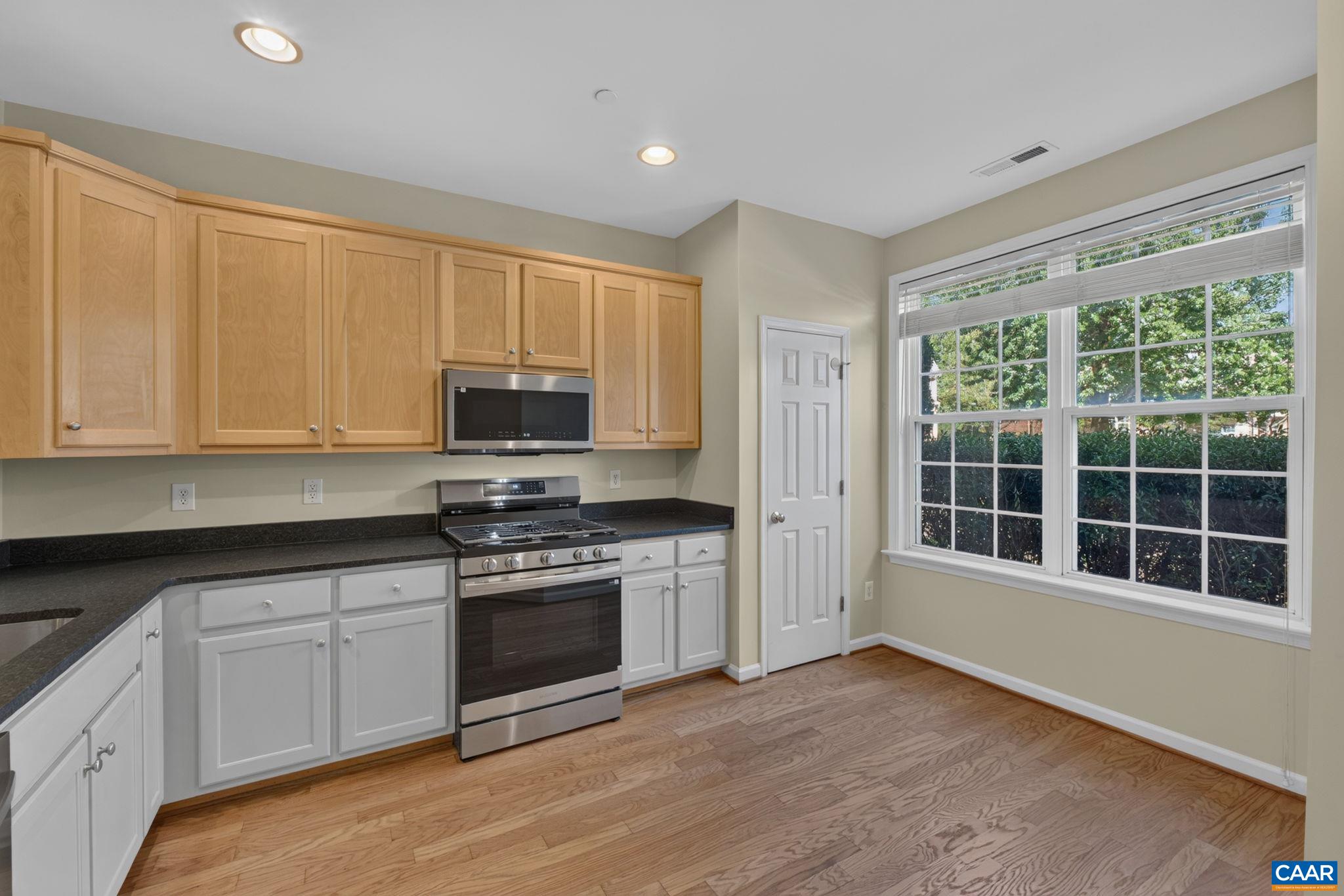 1107 SOMER CHASE CT