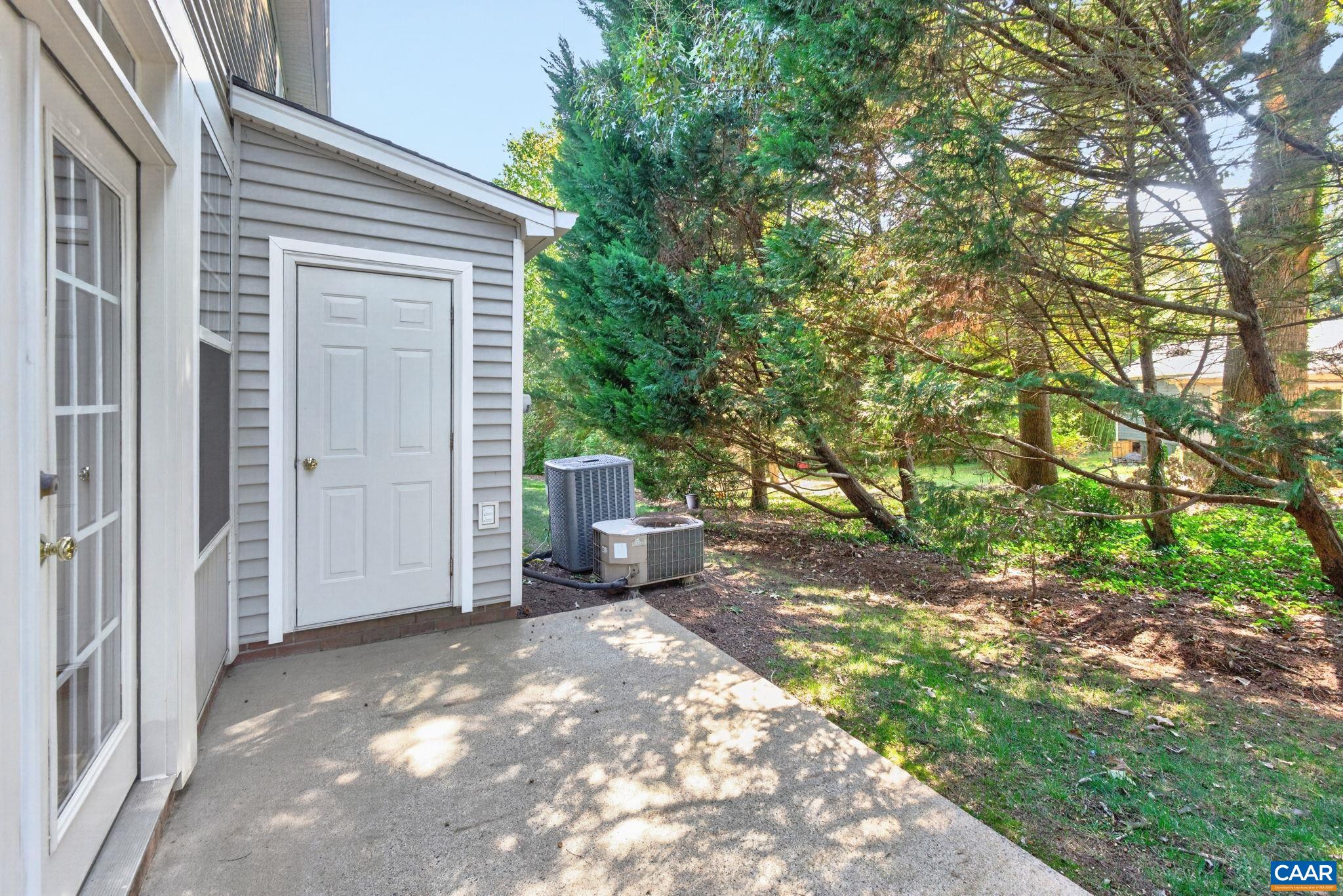 1107 SOMER CHASE CT