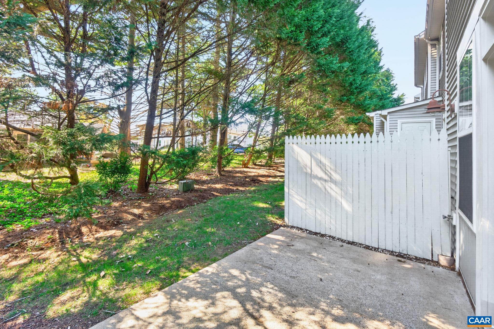 1107 SOMER CHASE CT