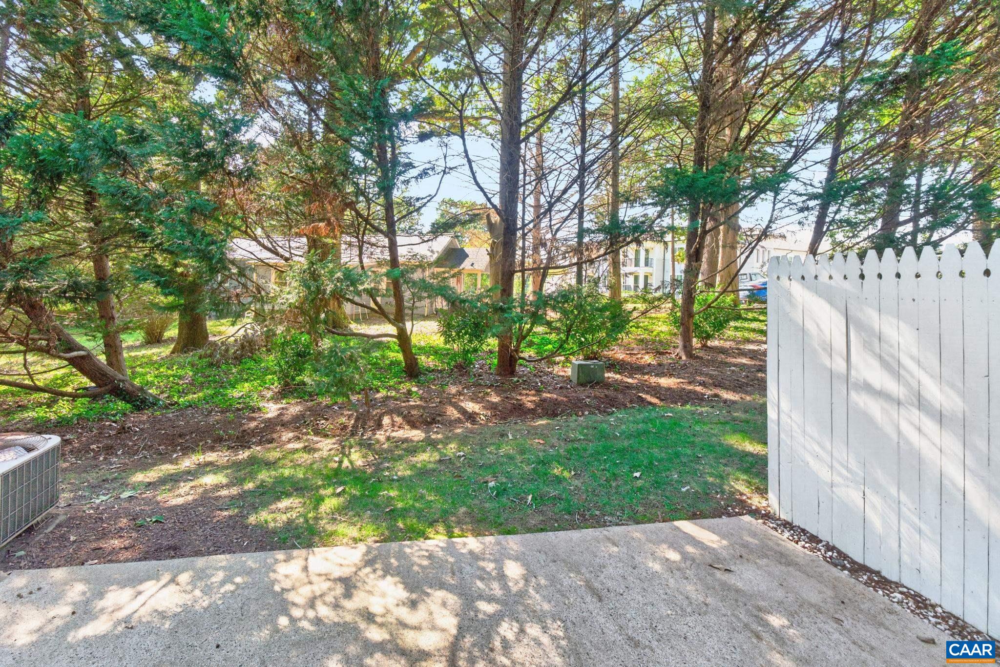 1107 SOMER CHASE CT